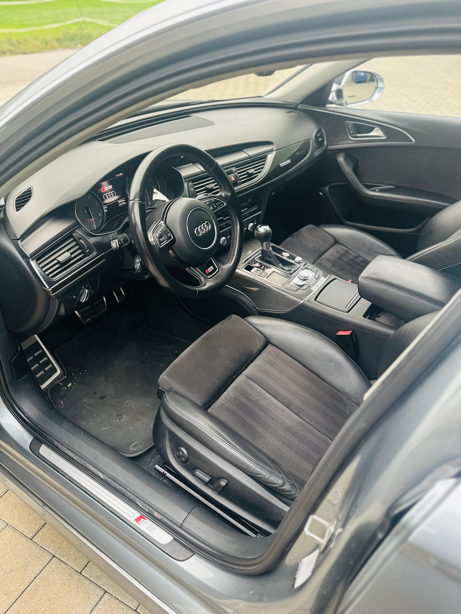 AUDI S6 Limousine 4.0 TFSI V8 quattro S-tronic-image-13