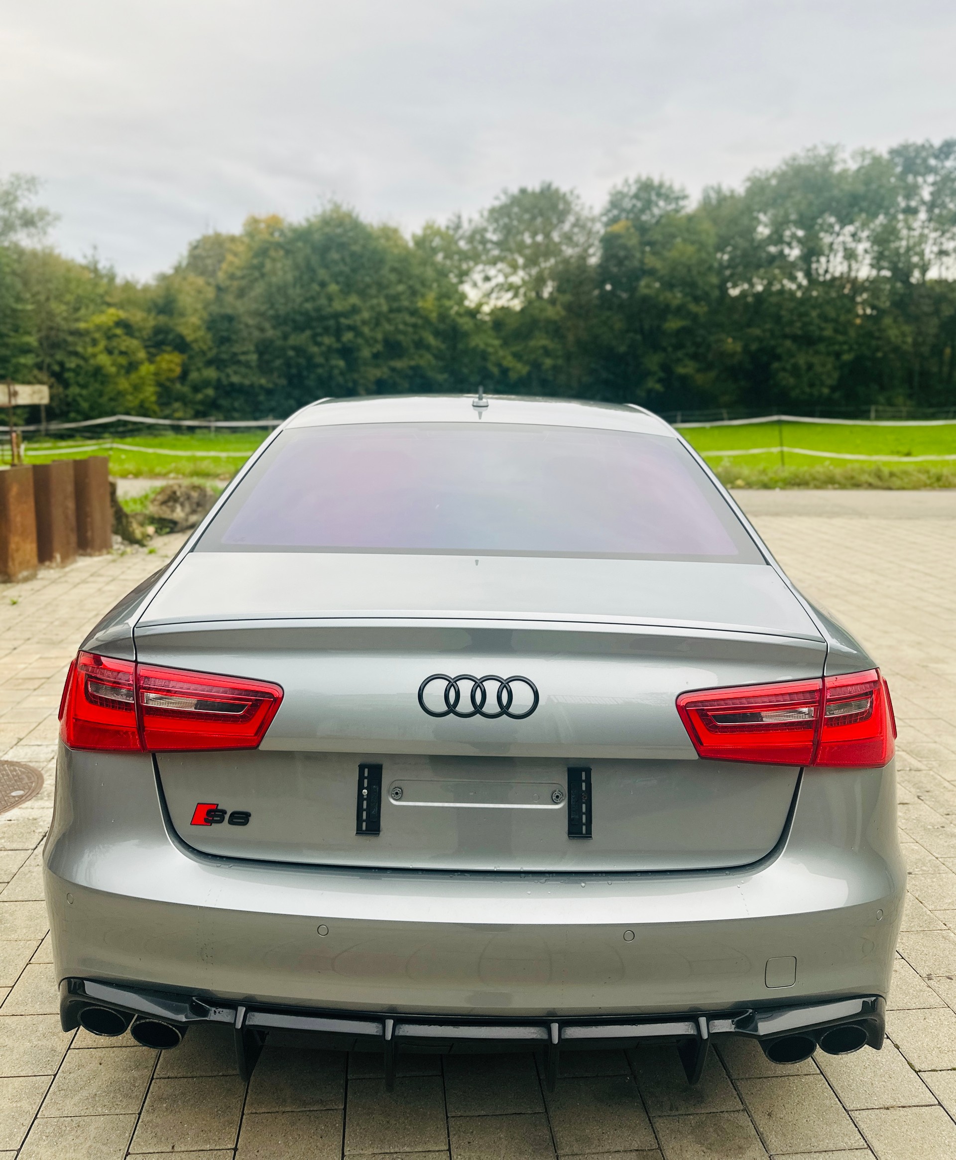 AUDI S6 Limousine 4.0 TFSI V8 quattro S-tronic-image-12