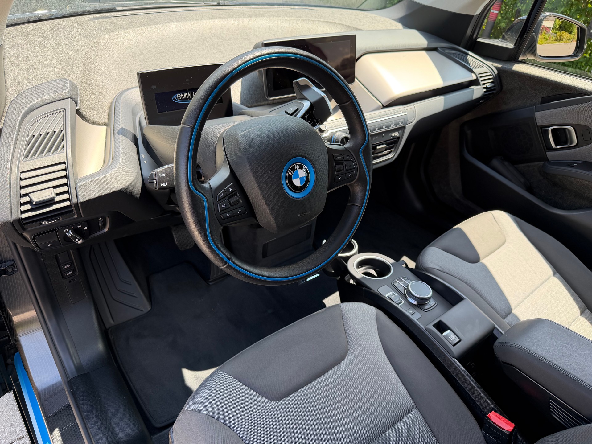 BMW BMW i3s (120Ah)-image-4