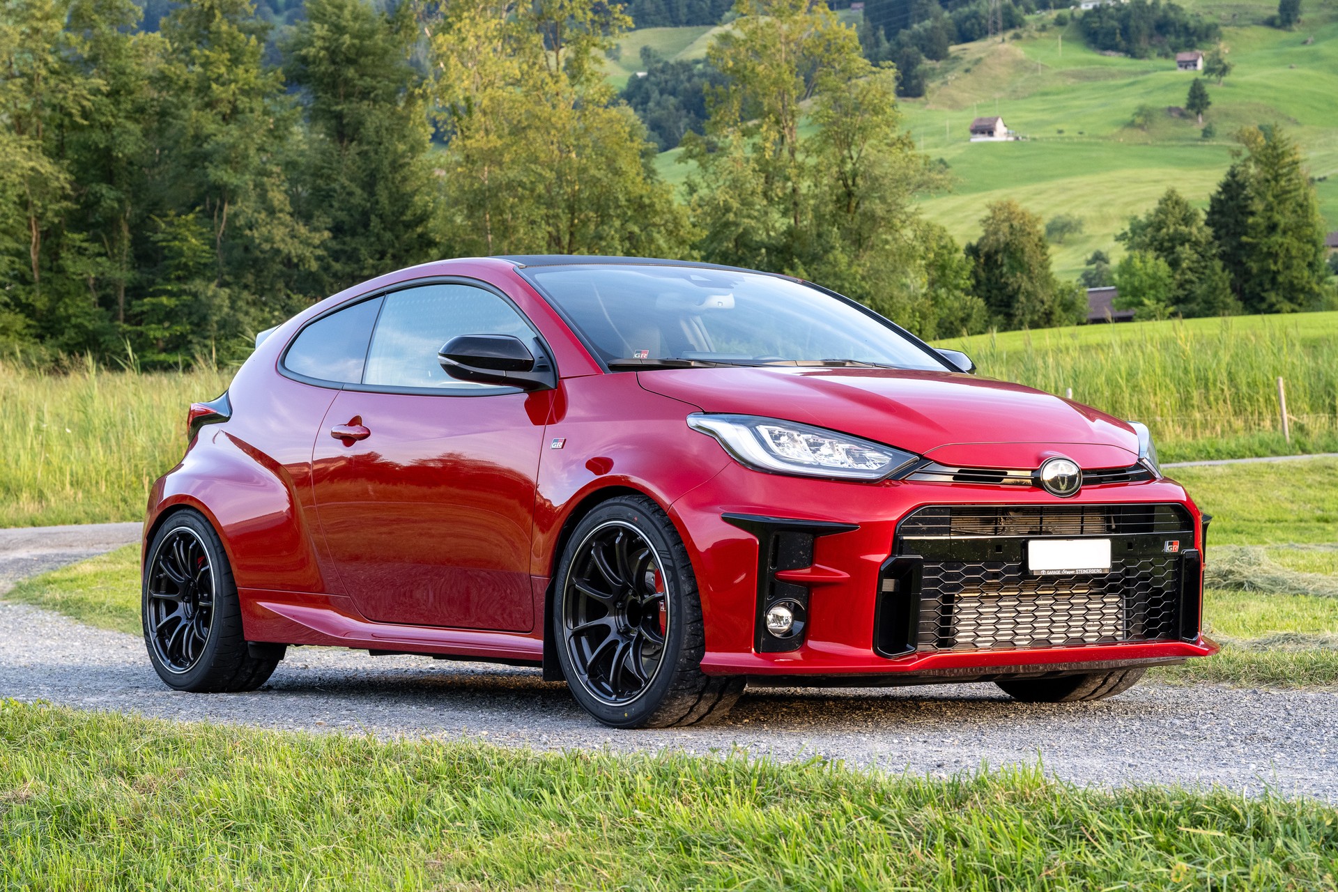 TOYOTA 1.6 Turbo Sport 4x4-image-0