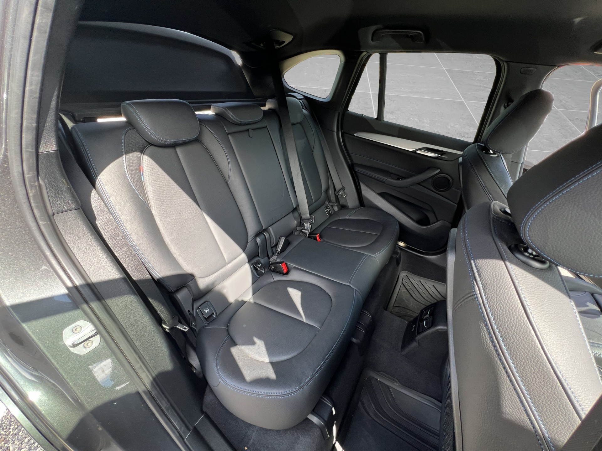 BMW X1 20d xDrive SAG-image-14