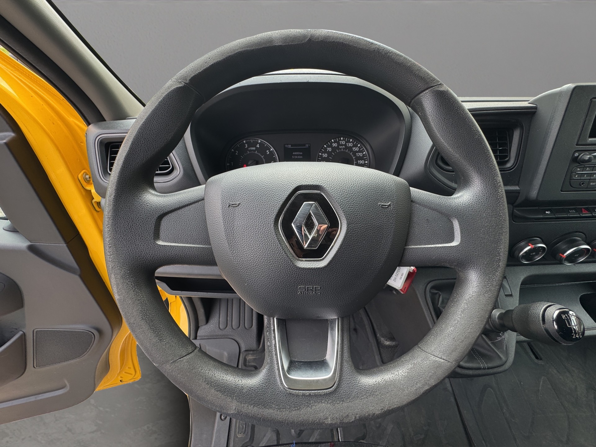 RENAULT Master T35 2.3dCi 135 L3H3 **Klima**3Sitzer**-image-9
