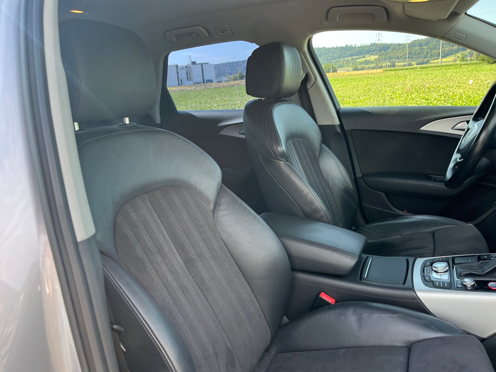 AUDI A6 Avant 3.0 TDI V6 quattro S-tronic-image-8
