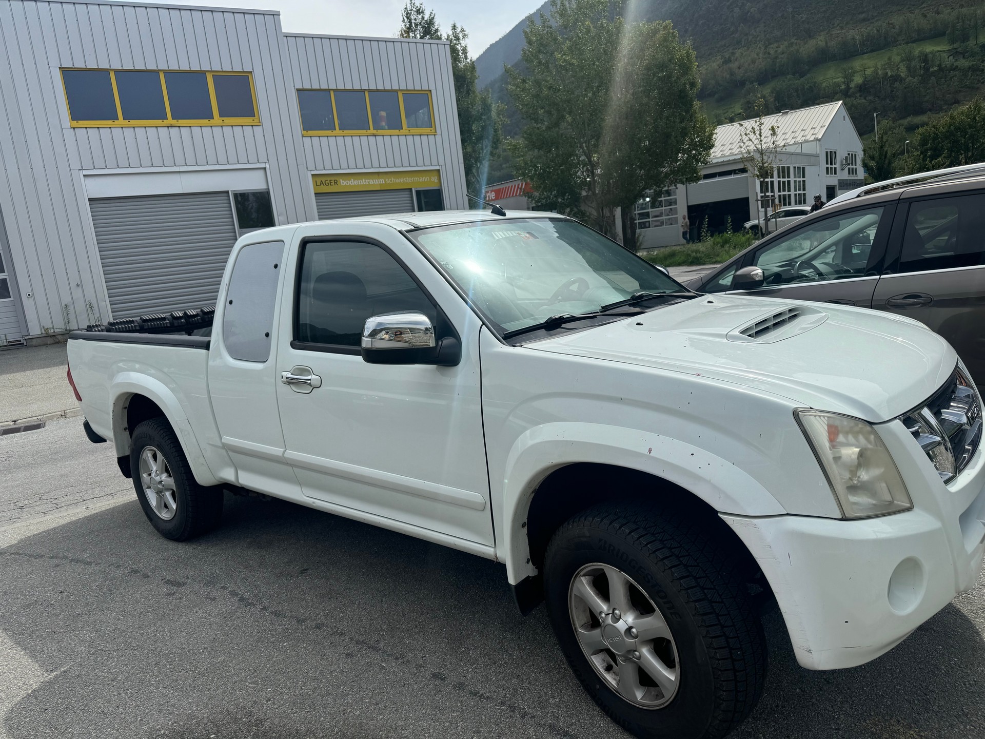 ISUZU D-MAX SpaceCab LS 3.0 4x4 A