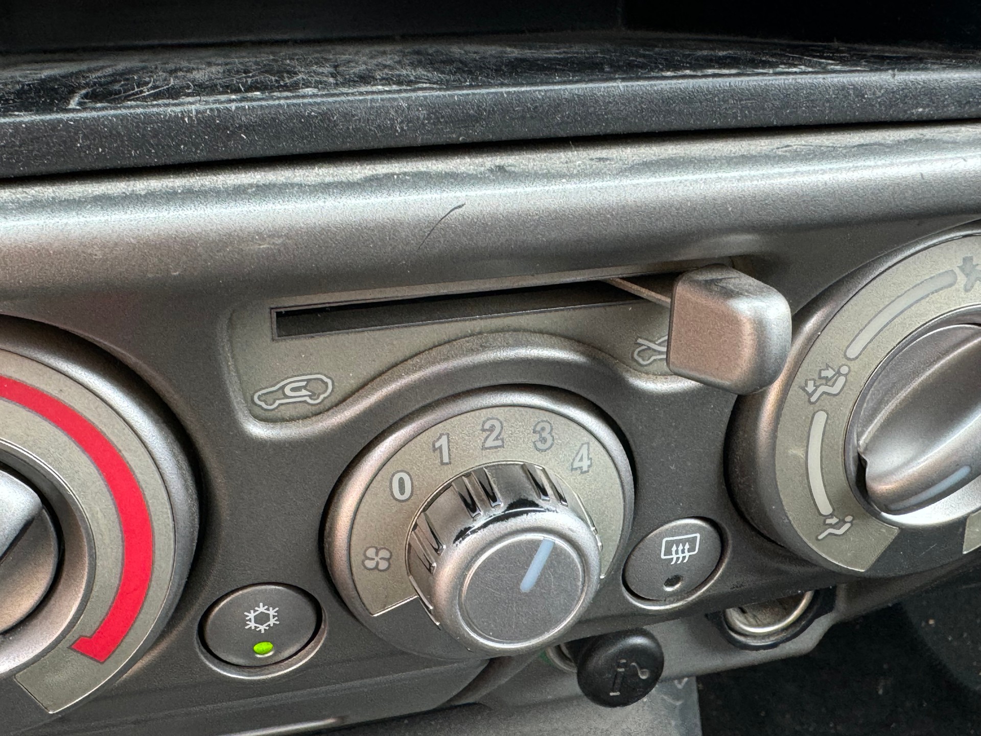 ISUZU D-MAX SpaceCab LS 3.0 4x4 A-image-7