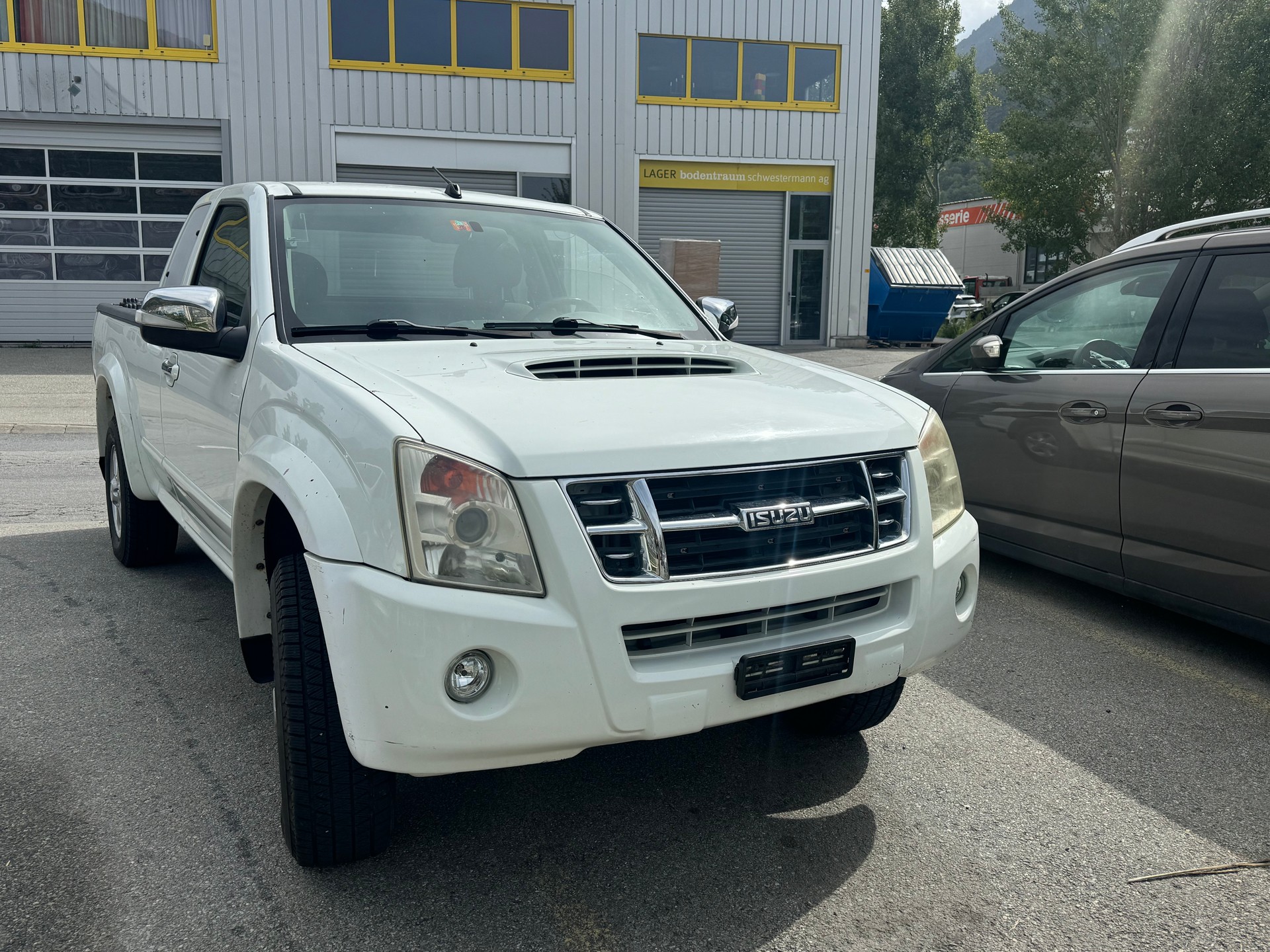 ISUZU D-MAX SpaceCab LS 3.0 4x4 A-image-5