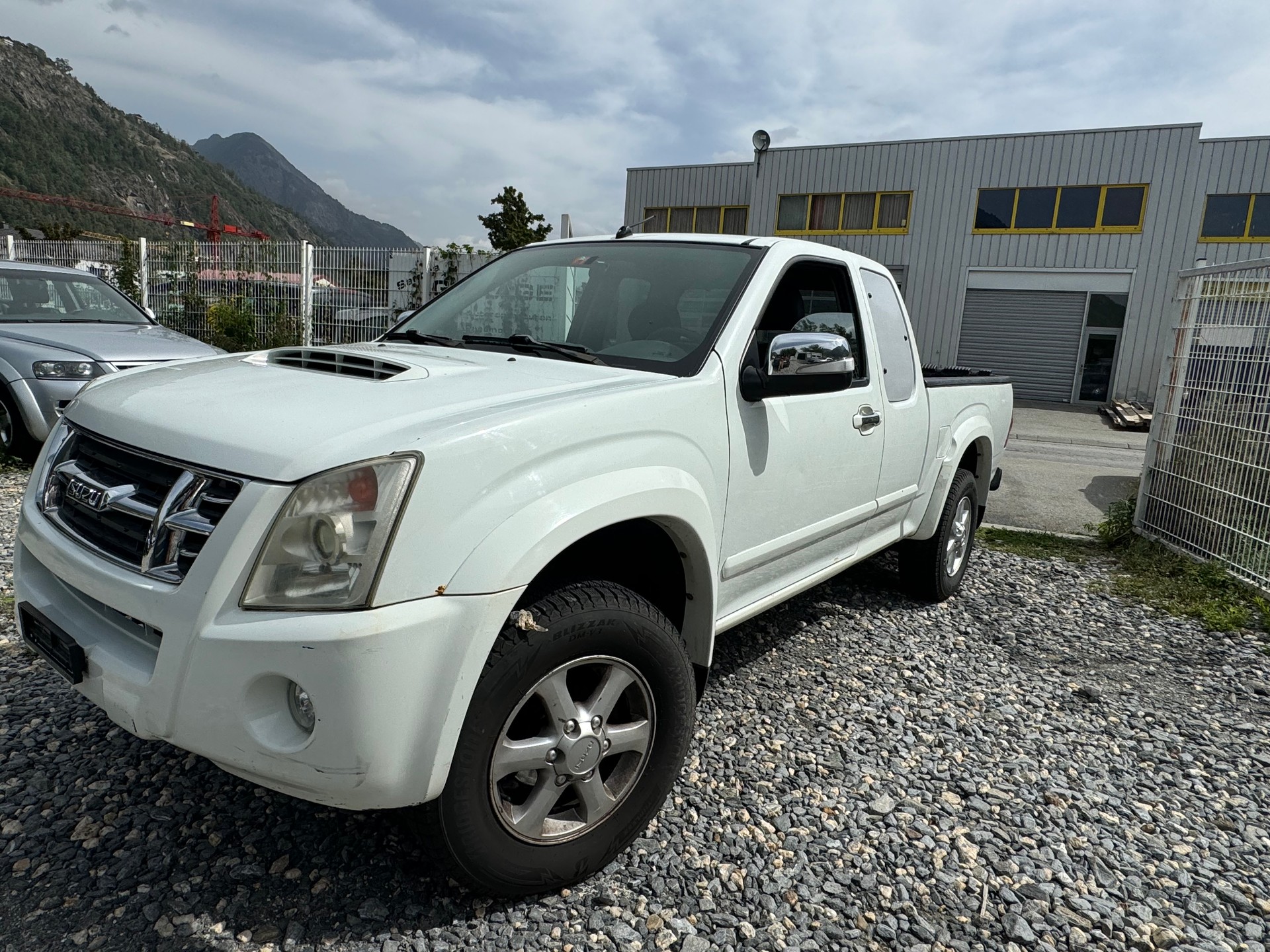 ISUZU D-MAX SpaceCab LS 3.0 4x4 A-image-10