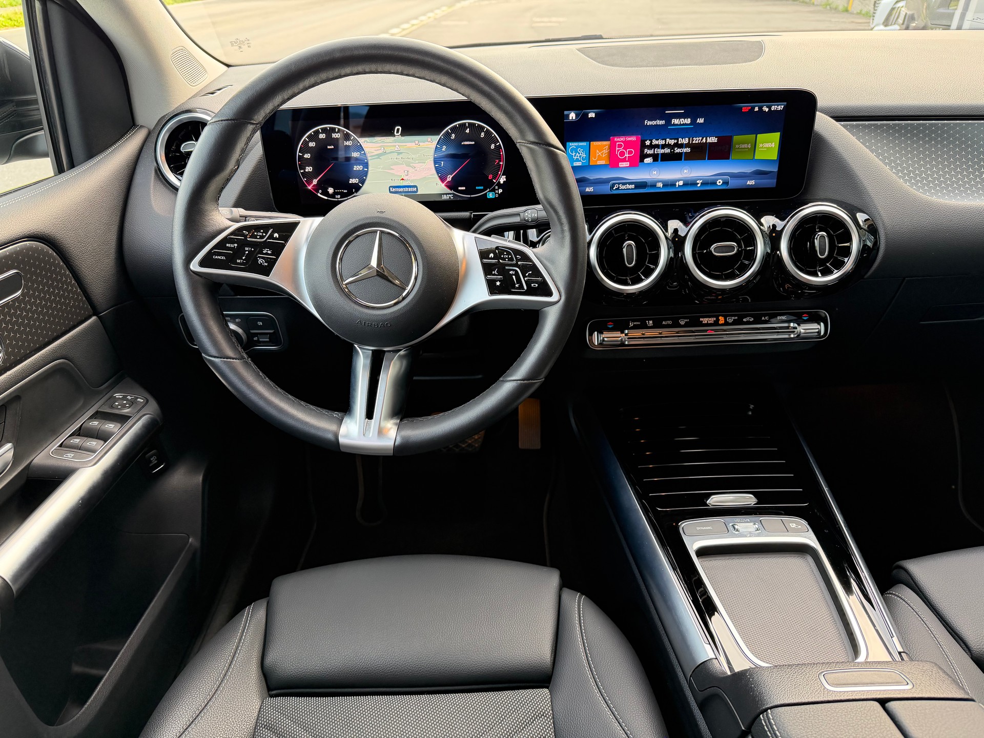 MERCEDES-BENZ B 220 4Matic 8G-DCT-image-5