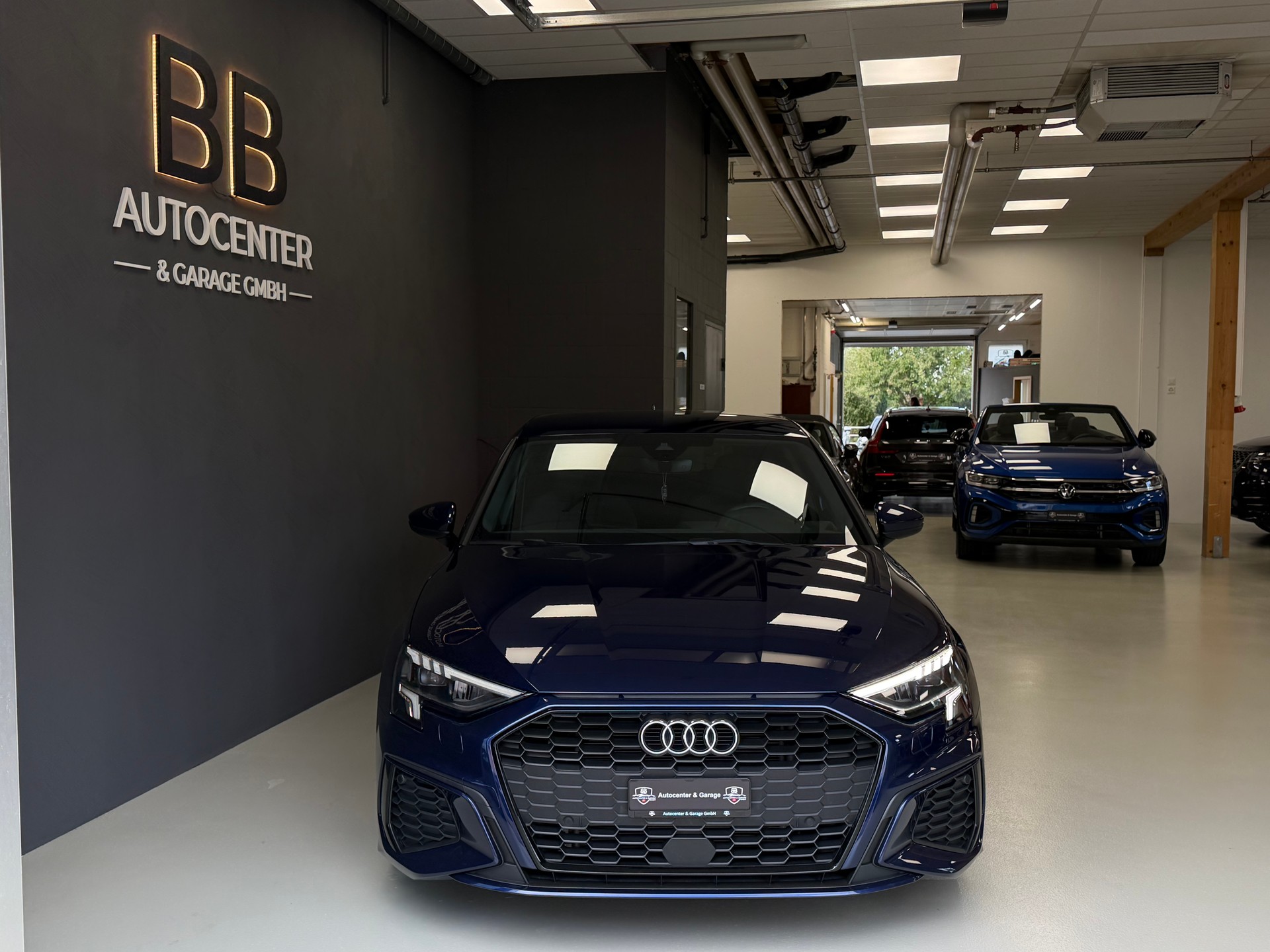 AUDI A3 Sportback 35 TFSI S line S-tronic °° 5 Jahre / 100'000 KM Audi-Garantie °°-image-9