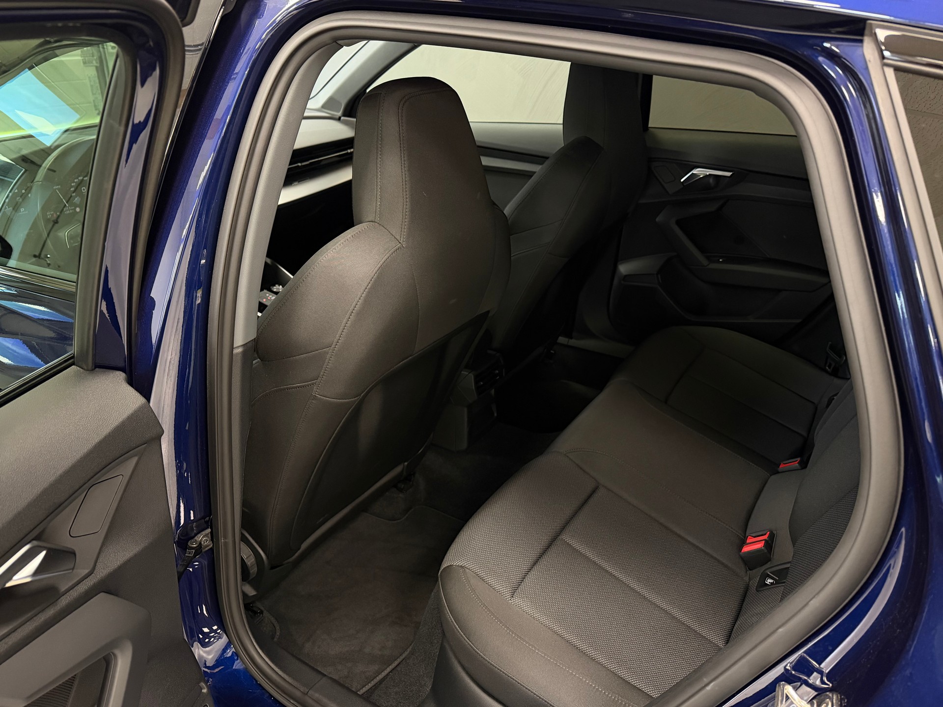 AUDI A3 Sportback 35 TFSI S line S-tronic °° 5 Jahre / 100'000 KM Audi-Garantie °°-image-15