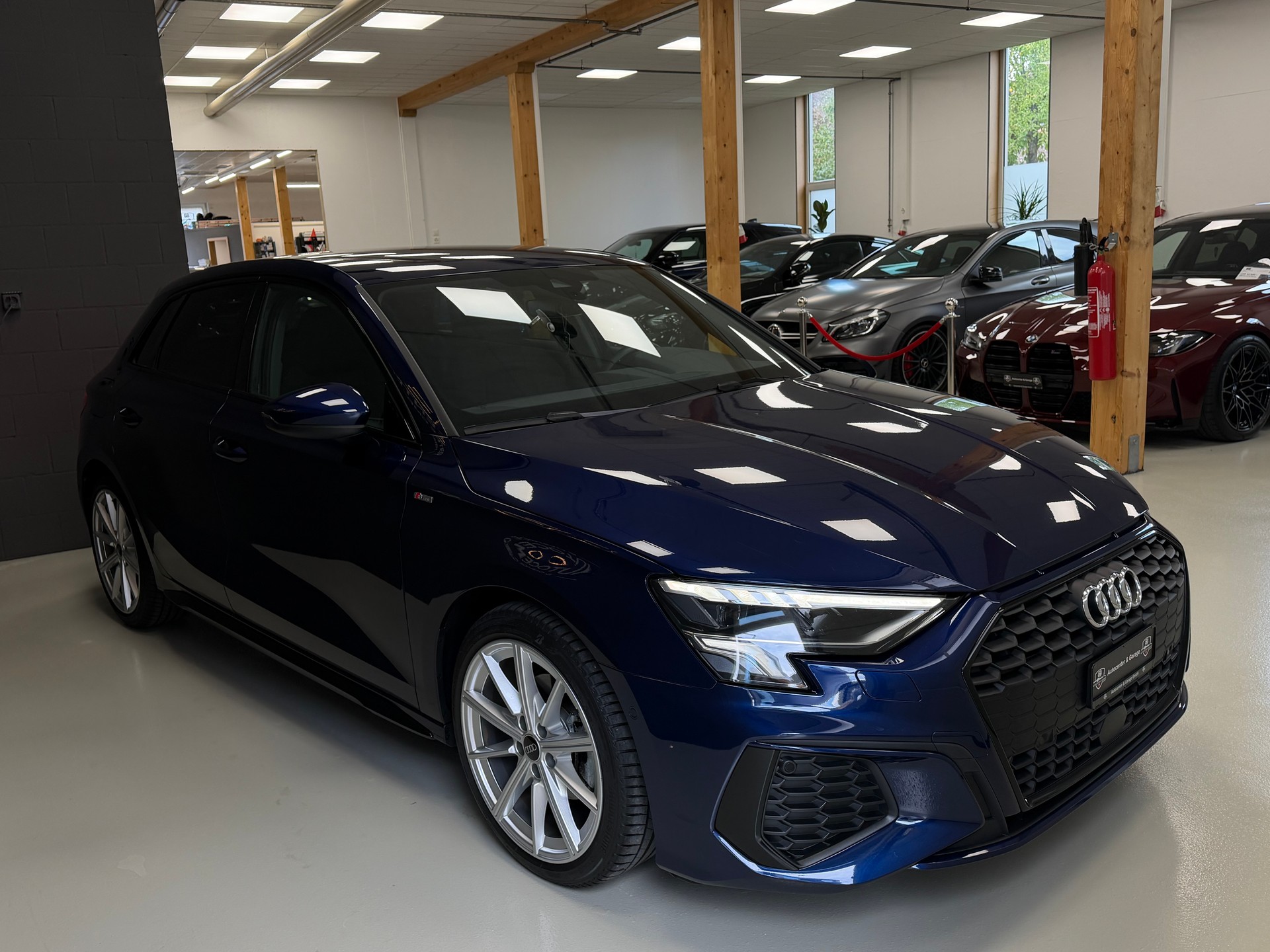 AUDI A3 Sportback 35 TFSI S line S-tronic °° 5 Jahre / 100'000 KM Audi-Garantie °°-image-10
