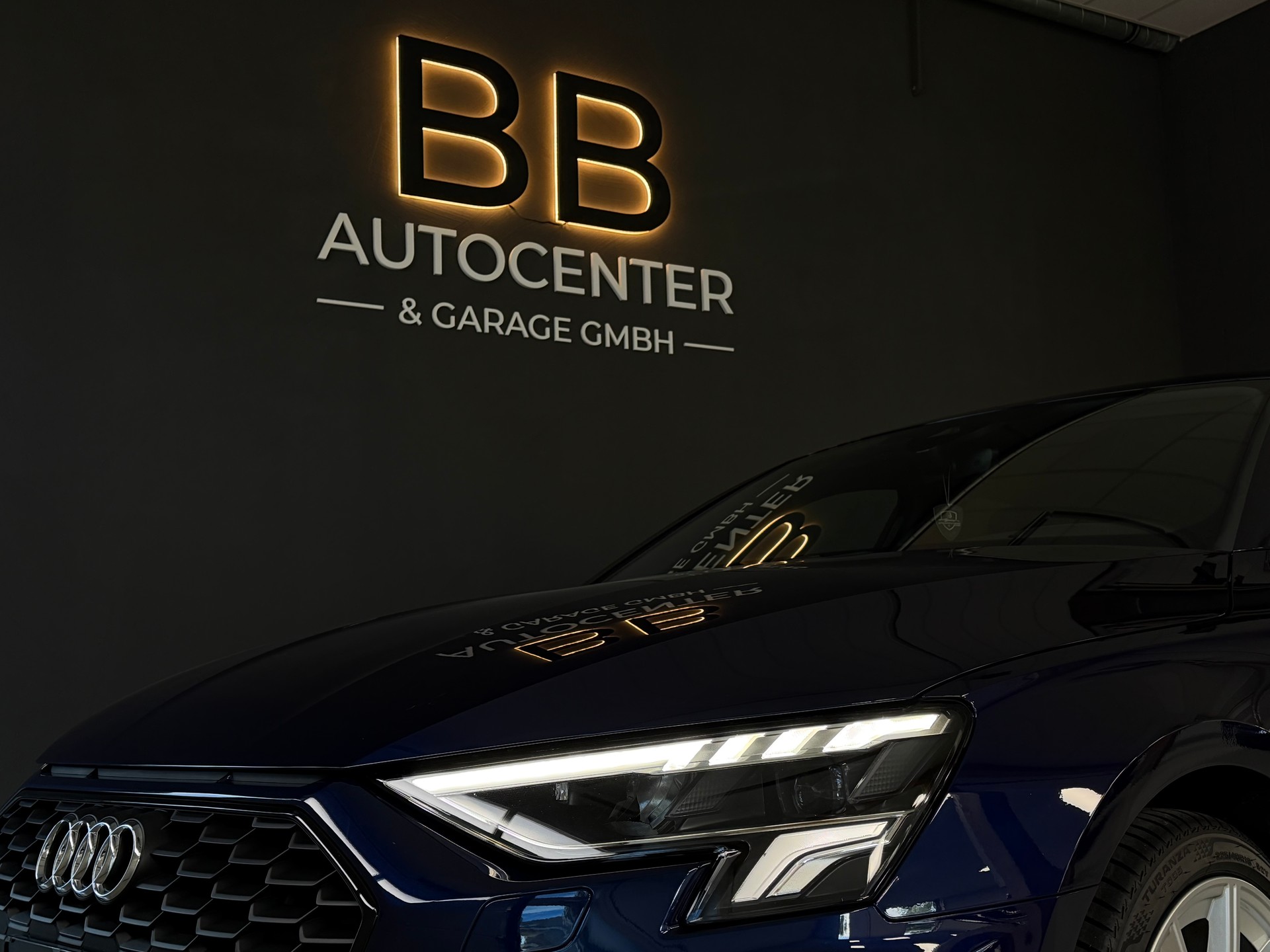 AUDI A3 Sportback 35 TFSI S line S-tronic °° 5 Jahre / 100'000 KM Audi-Garantie °°-image-8