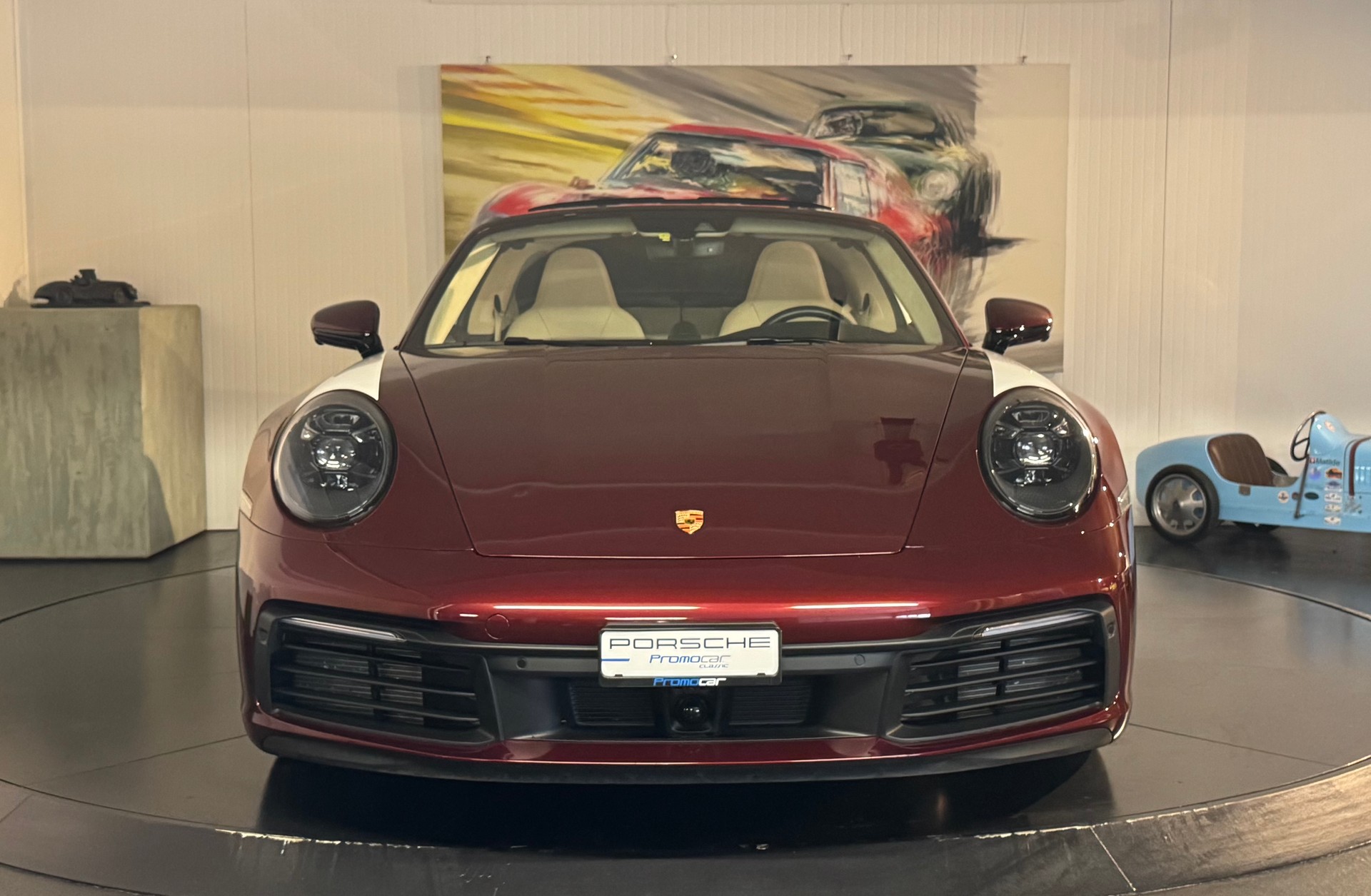 PORSCHE 911 Targa 4S Heritage Design Edition PDK-image-10
