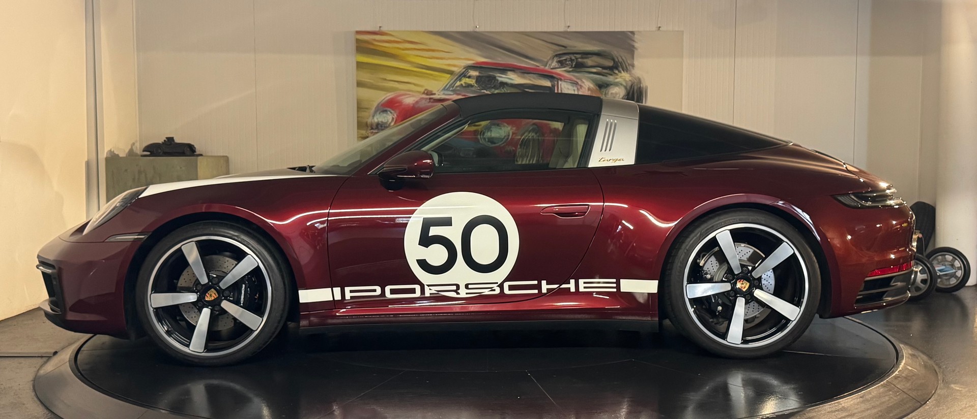 PORSCHE 911 Targa 4S Heritage Design Edition PDK-image-2