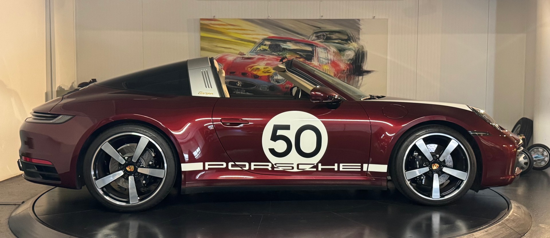 PORSCHE 911 Targa 4S Heritage Design Edition PDK-image-6