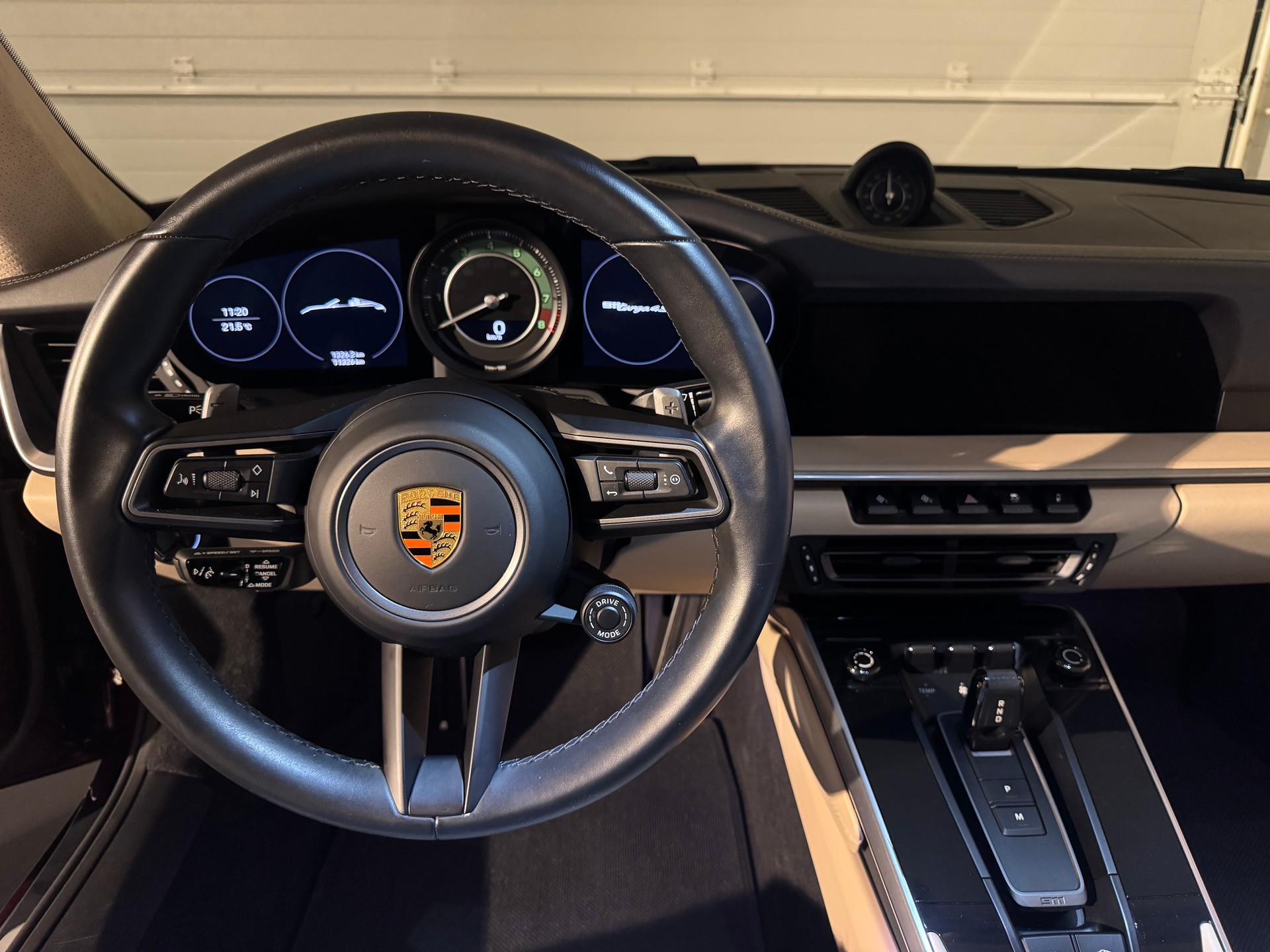 PORSCHE 911 Targa 4S Heritage Design Edition PDK-image-20