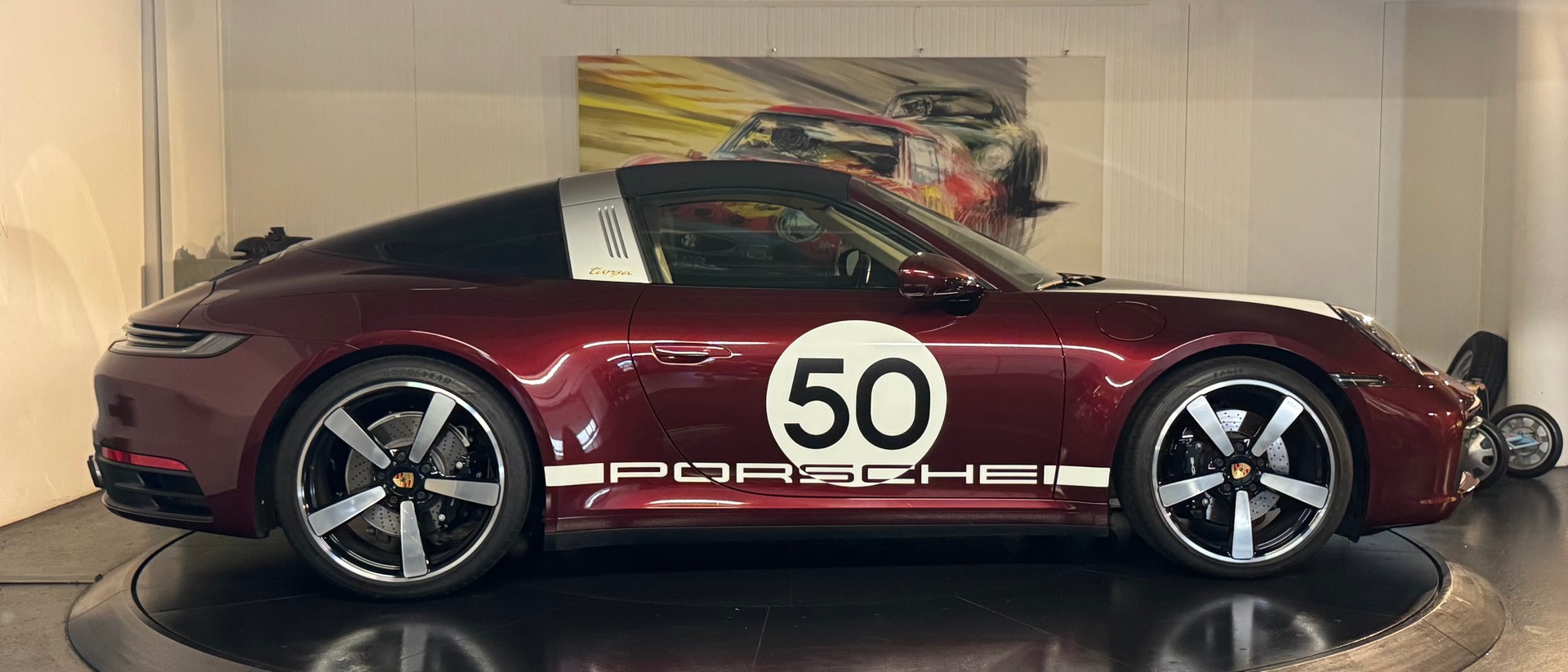 PORSCHE 911 Targa 4S Heritage Design Edition PDK-image-7