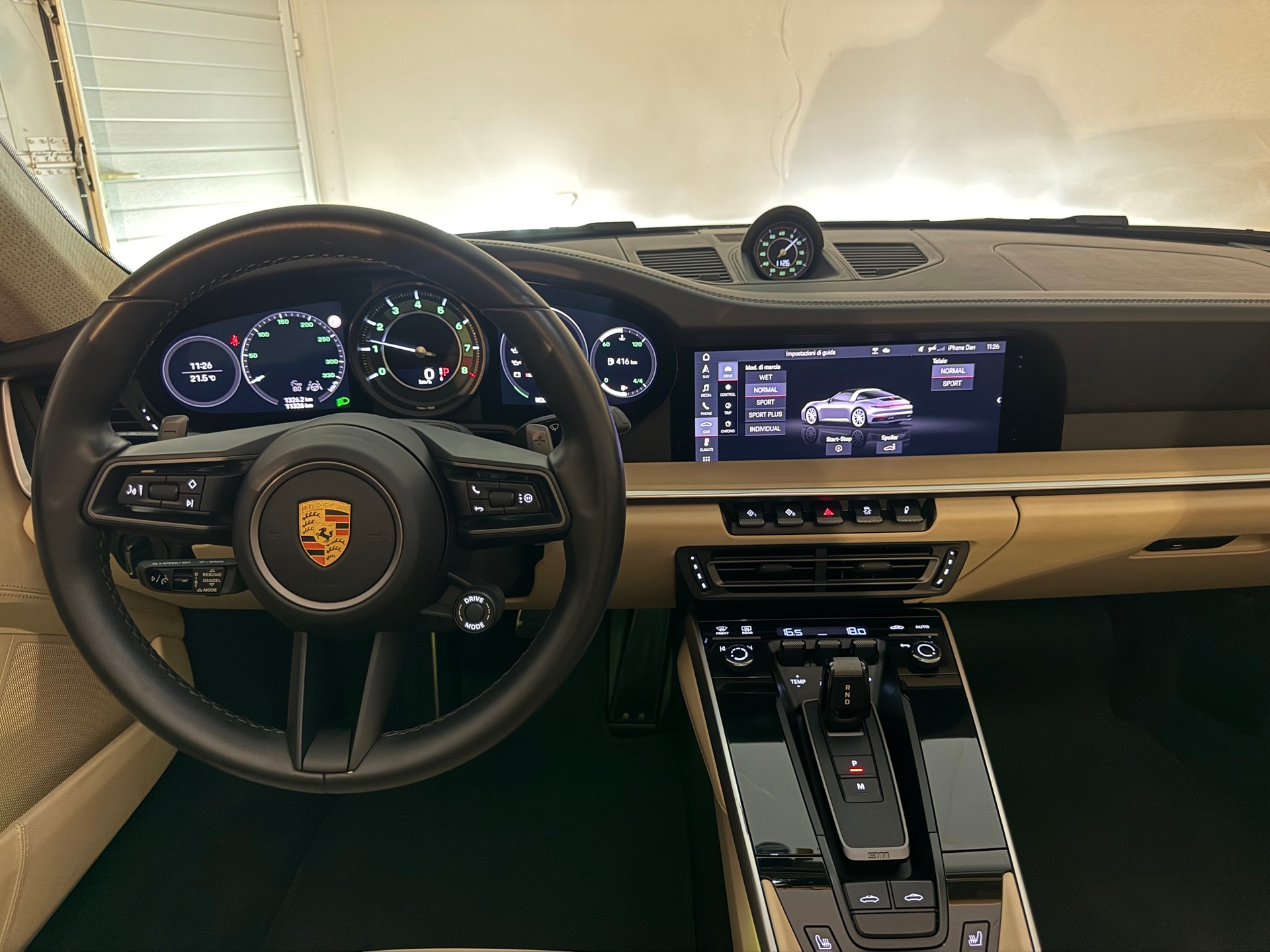 PORSCHE 911 Targa 4S Heritage Design Edition PDK-image-21
