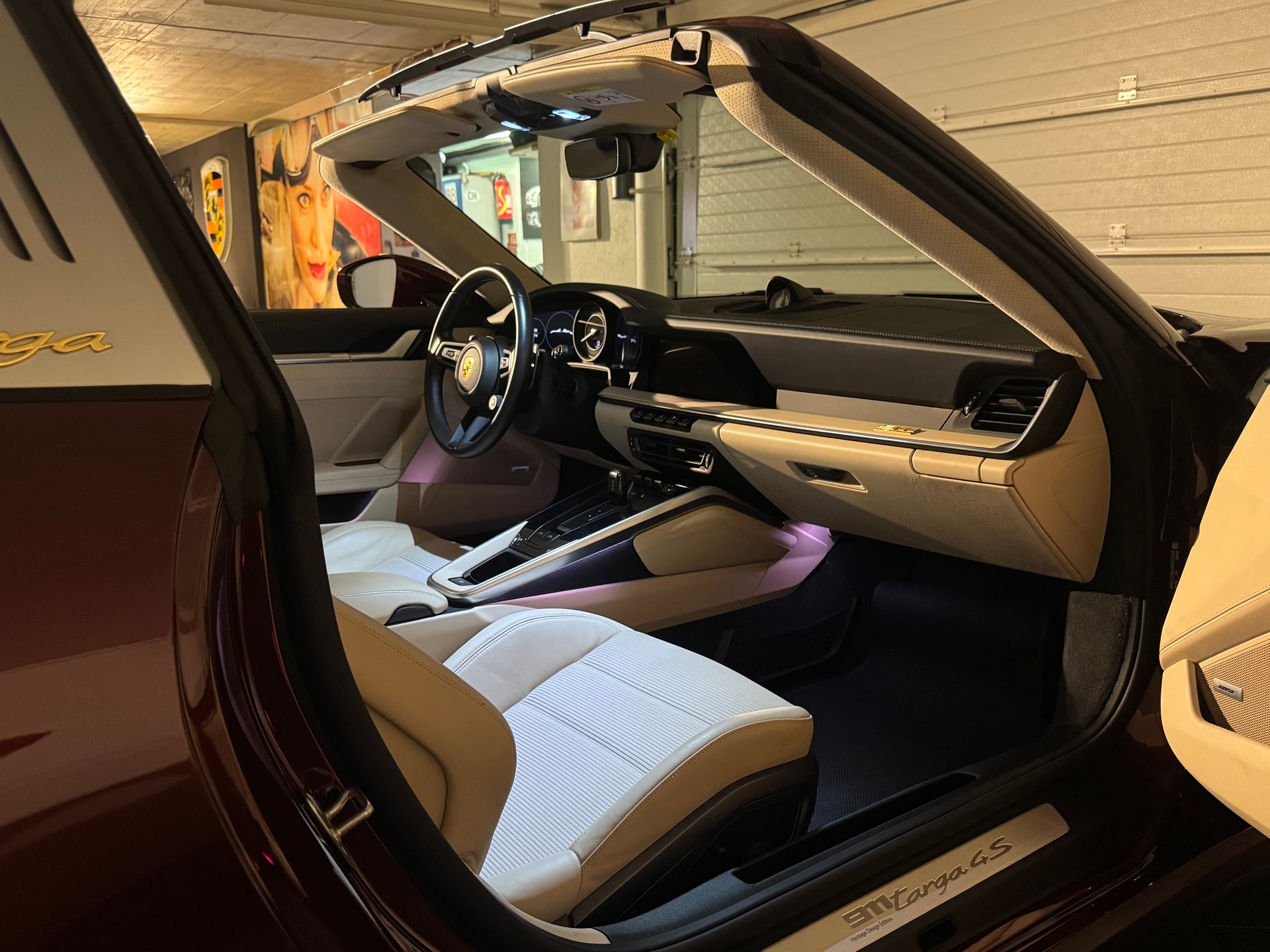 PORSCHE 911 Targa 4S Heritage Design Edition PDK-image-27