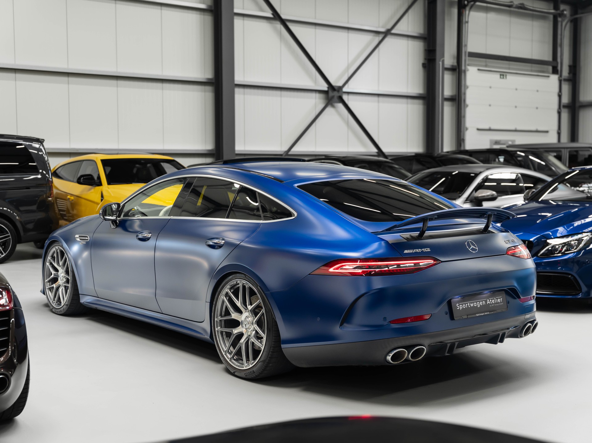 MERCEDES-BENZ AMG GT 4 43 4Matic+ Speedshift TCT-image-1