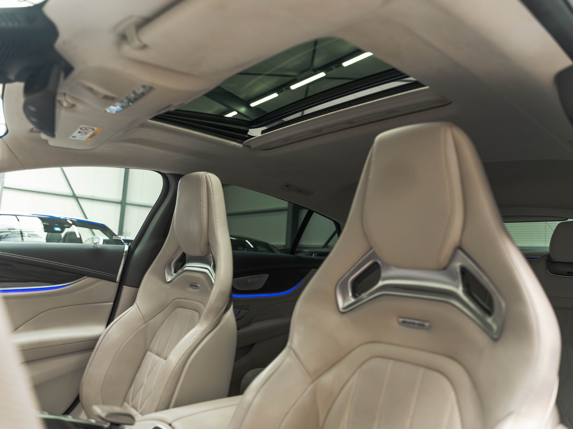 MERCEDES-BENZ AMG GT 4 43 4Matic+ Speedshift TCT-image-11
