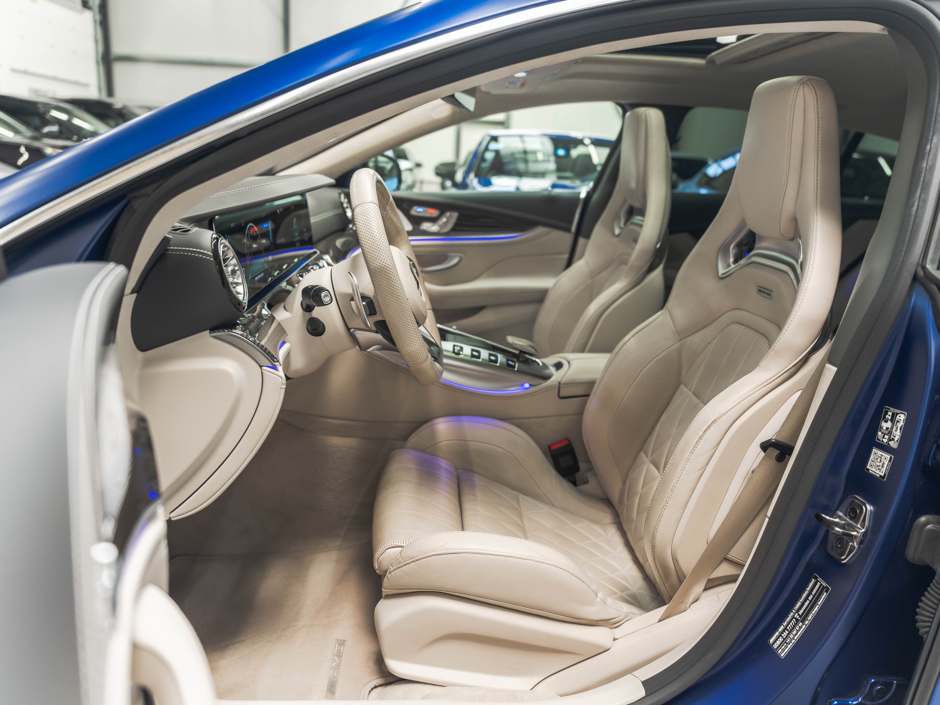 MERCEDES-BENZ AMG GT 4 43 4Matic+ Speedshift TCT-image-9
