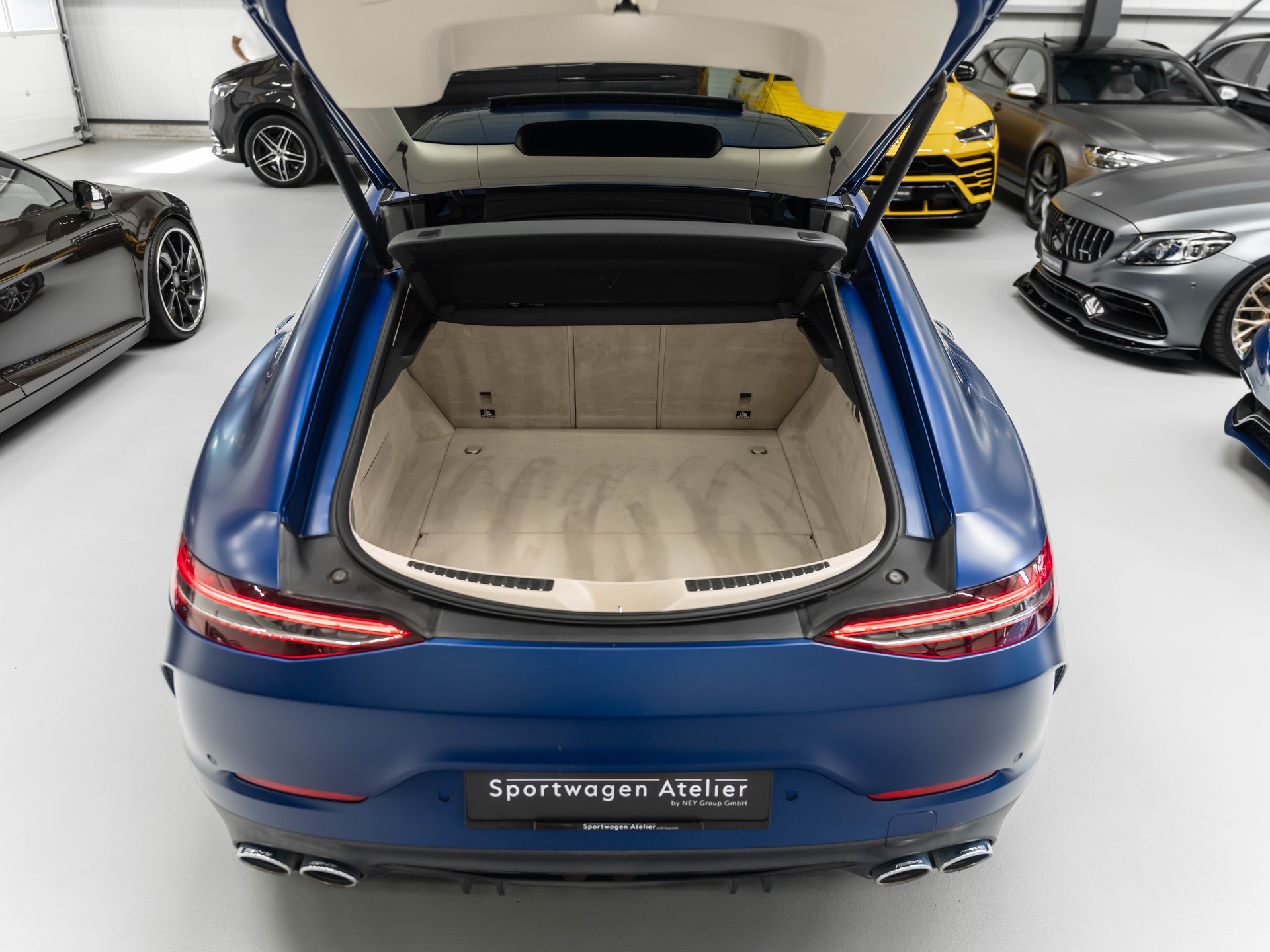 MERCEDES-BENZ AMG GT 4 43 4Matic+ Speedshift TCT-image-30