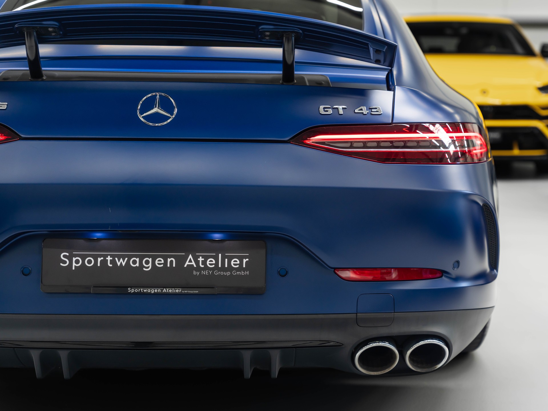 MERCEDES-BENZ AMG GT 4 43 4Matic+ Speedshift TCT-image-18