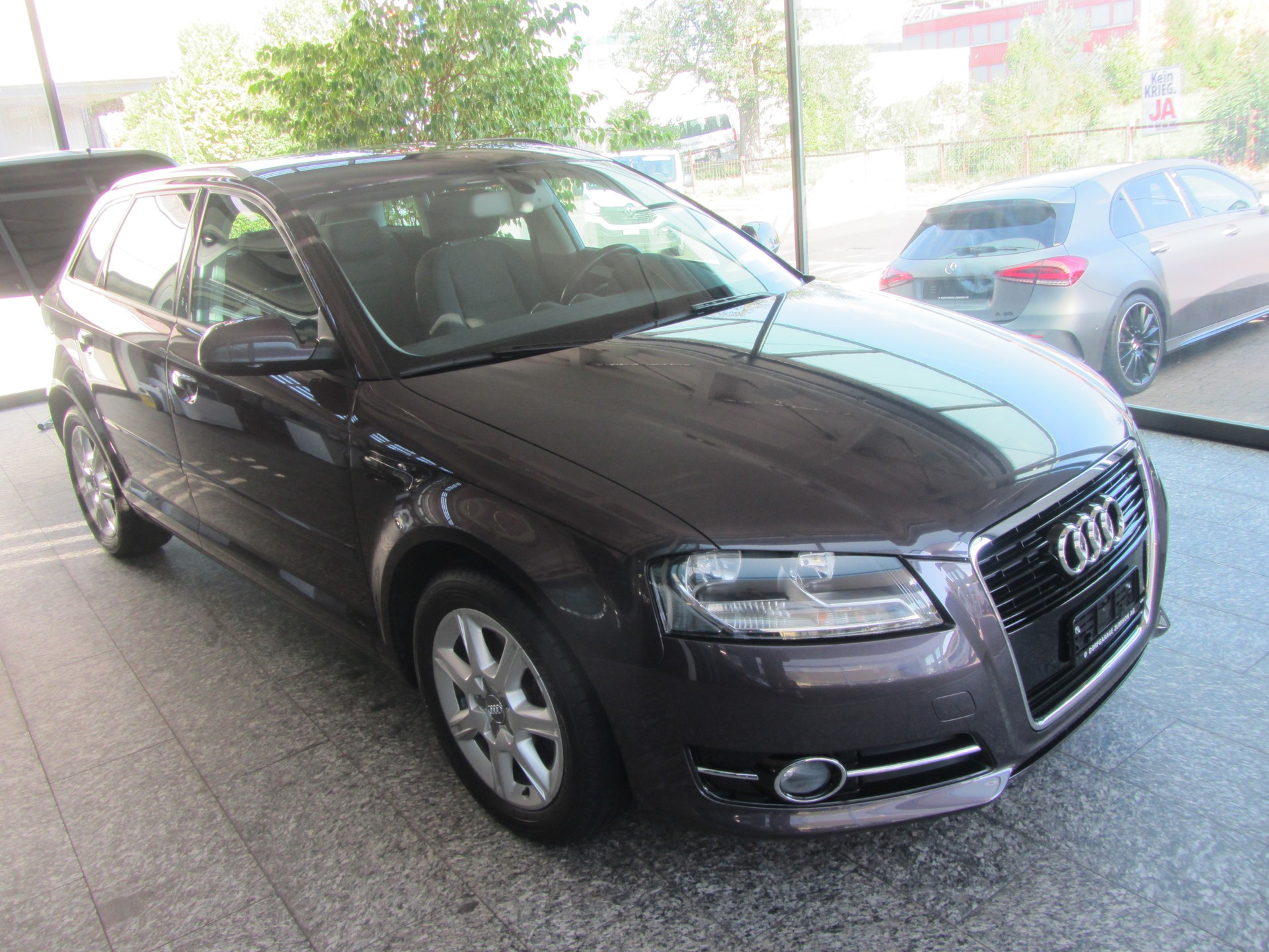 AUDI A3 Sportback 2.0 TDI Attraction-image-1