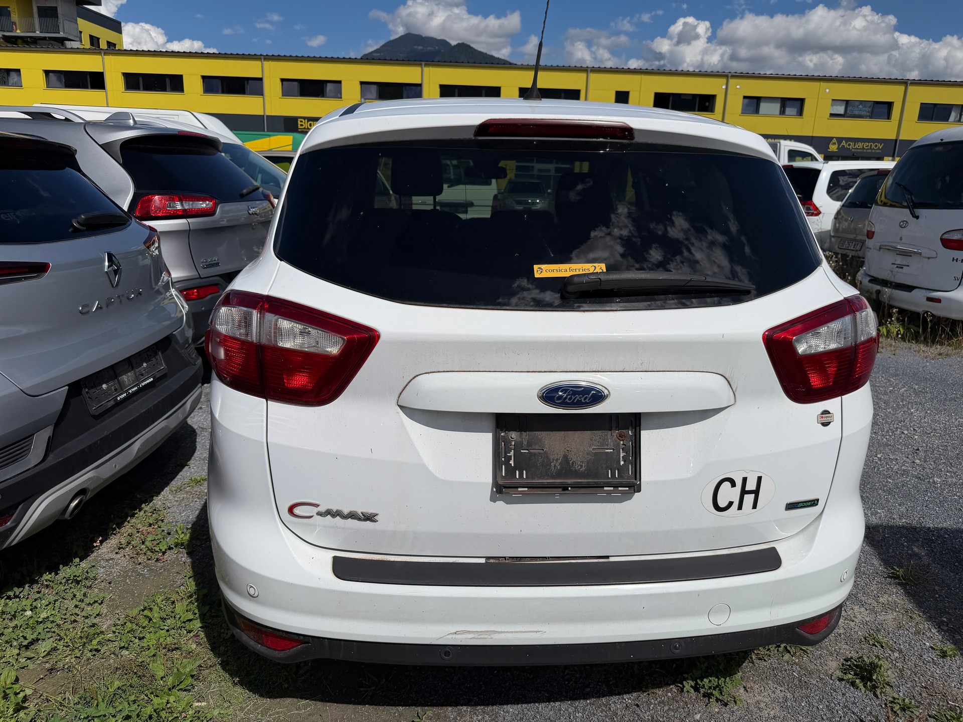 FORD C-Max 1.0 SCTi Titanium-image-3
