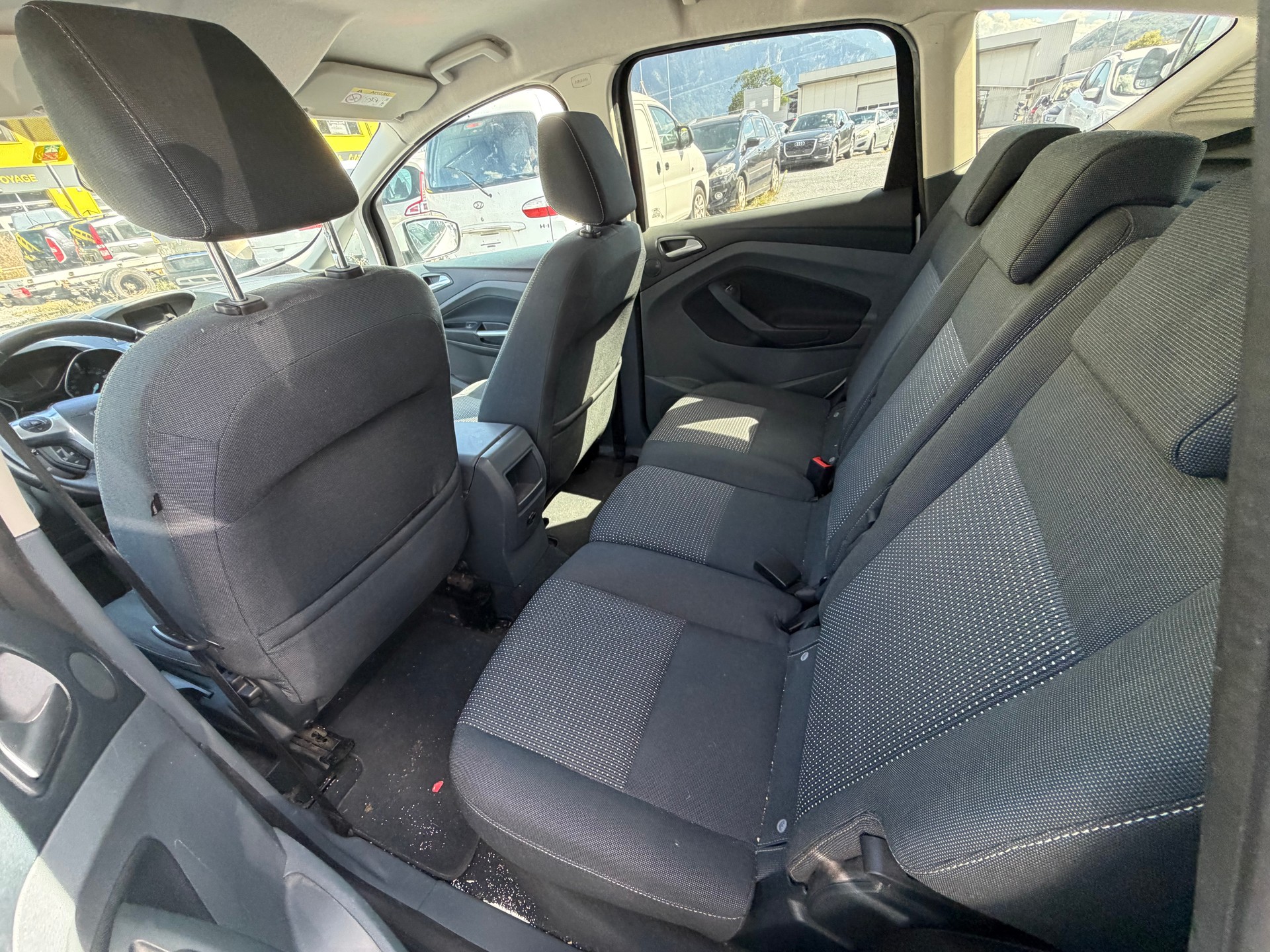 FORD C-Max 1.0 SCTi Titanium-image-6