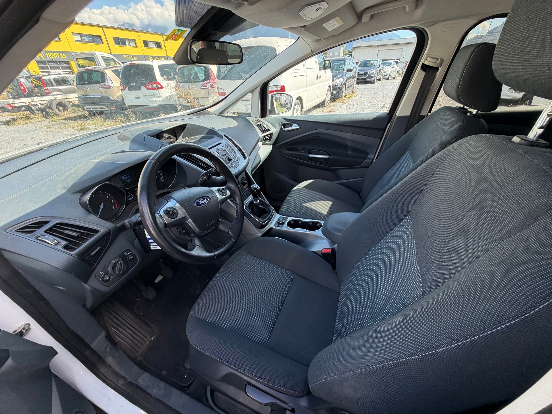 FORD C-Max 1.0 SCTi Titanium-image-7