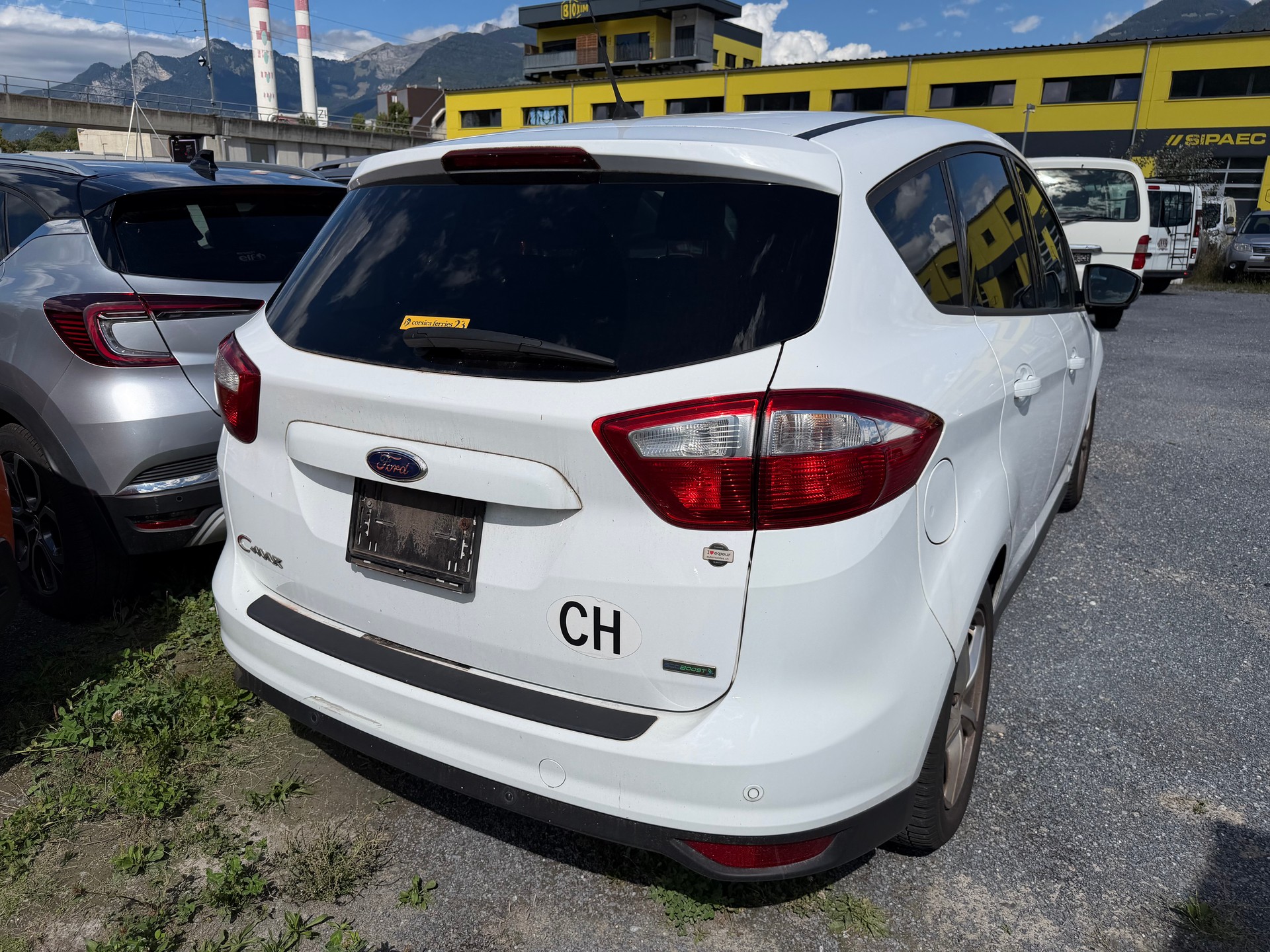 FORD C-Max 1.0 SCTi Titanium-image-2