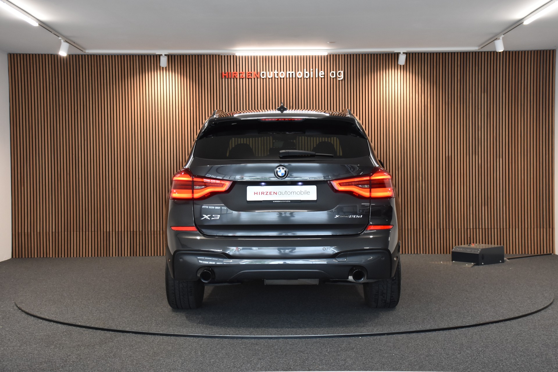 BMW X3 xDrive 48V 20d M Sport Steptronic-showroom-element-3