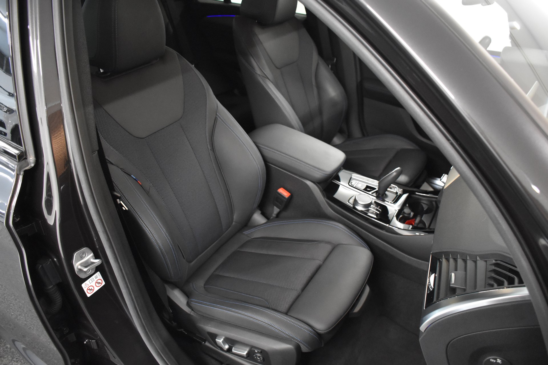 BMW X3 xDrive 48V 20d M Sport Steptronic-image-15