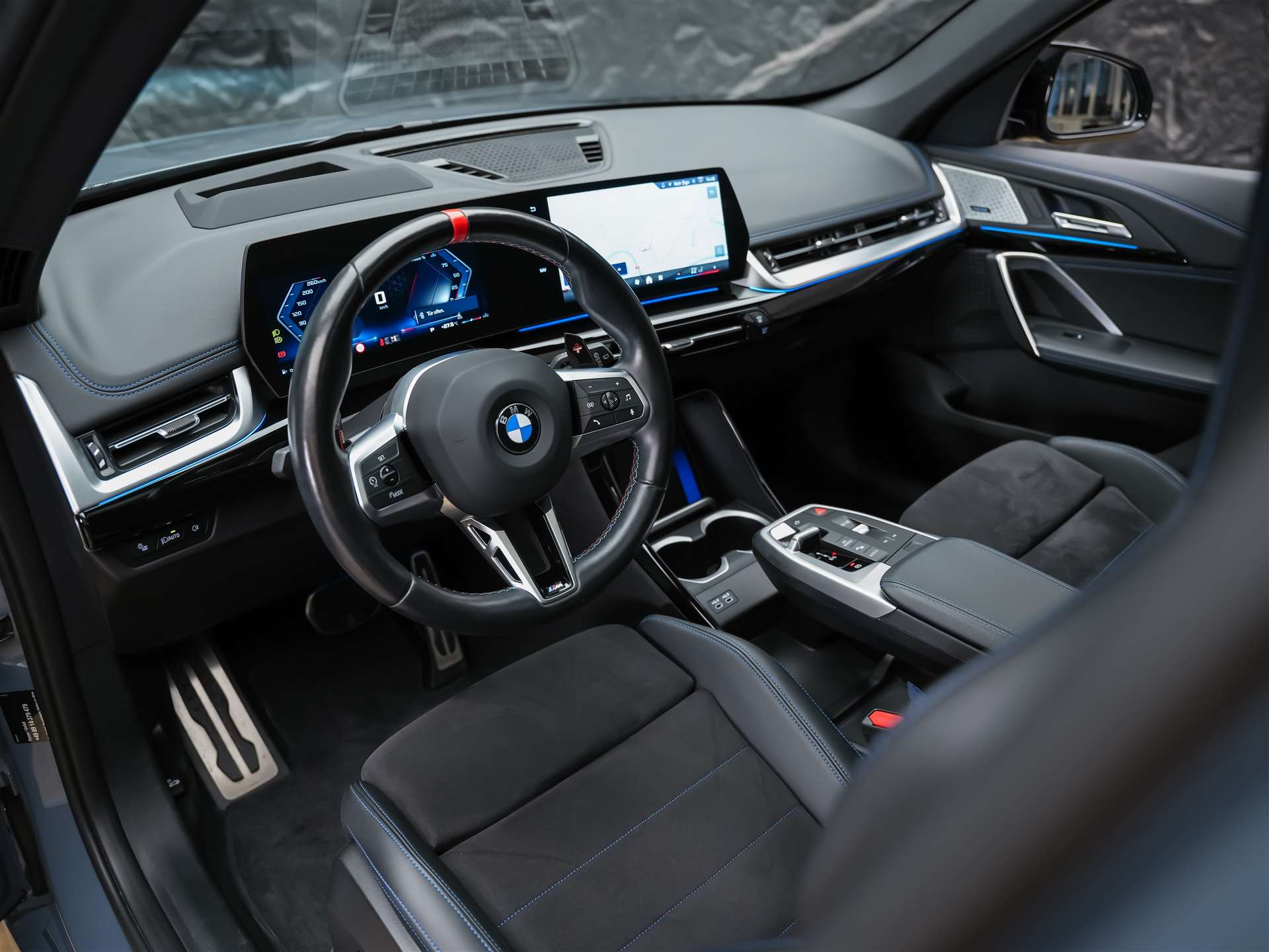 BMW X1 xDrive M35i *Werksgarantie*Panorama*Head-Up*Harman/Kardon*AHK*-image-7