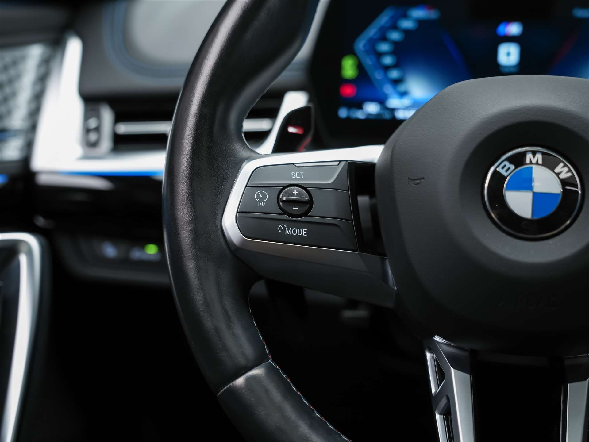 BMW X1 xDrive M35i *Werksgarantie*Panorama*Head-Up*Harman/Kardon*AHK*-image-30