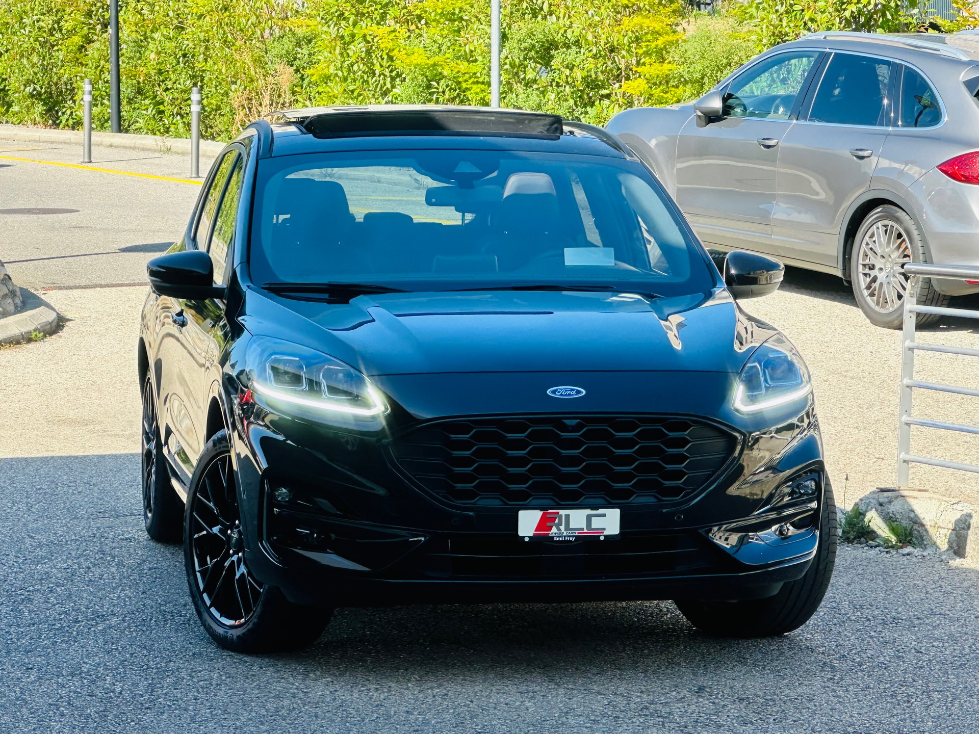 FORD Kuga 2.5 PHEV ST-Line X 2WD-image-2