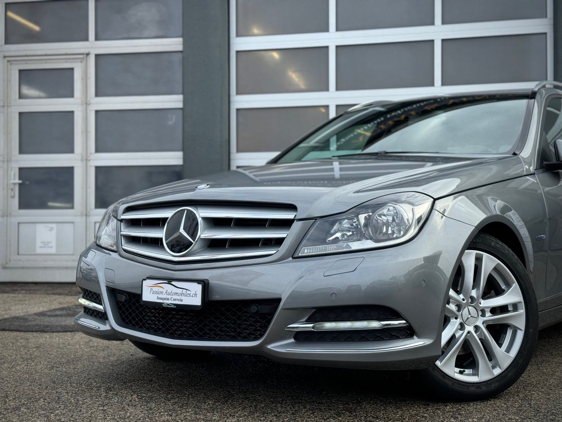 MERCEDES-BENZ C 250 CDI Avantgarde 4Matic 7G-Tronic - Véhicule Suisse (CH)-image-2