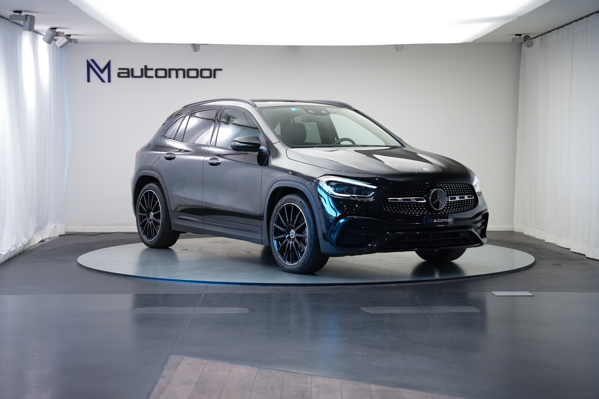 MERCEDES-BENZ GLA 220d 4Matic AMG Line 8G-DCT *CH-Fahrzeug*-showroom-element-2