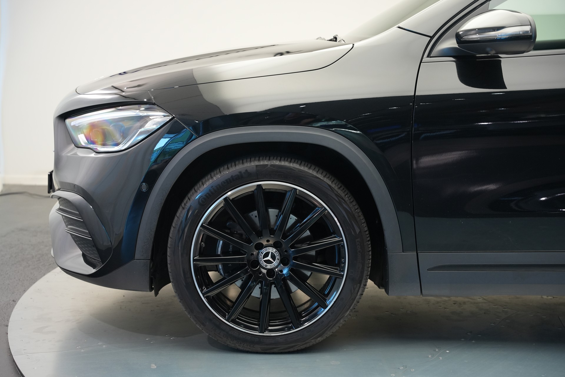 MERCEDES-BENZ GLA 220d 4Matic AMG Line 8G-DCT *CH-Fahrzeug*-image-41
