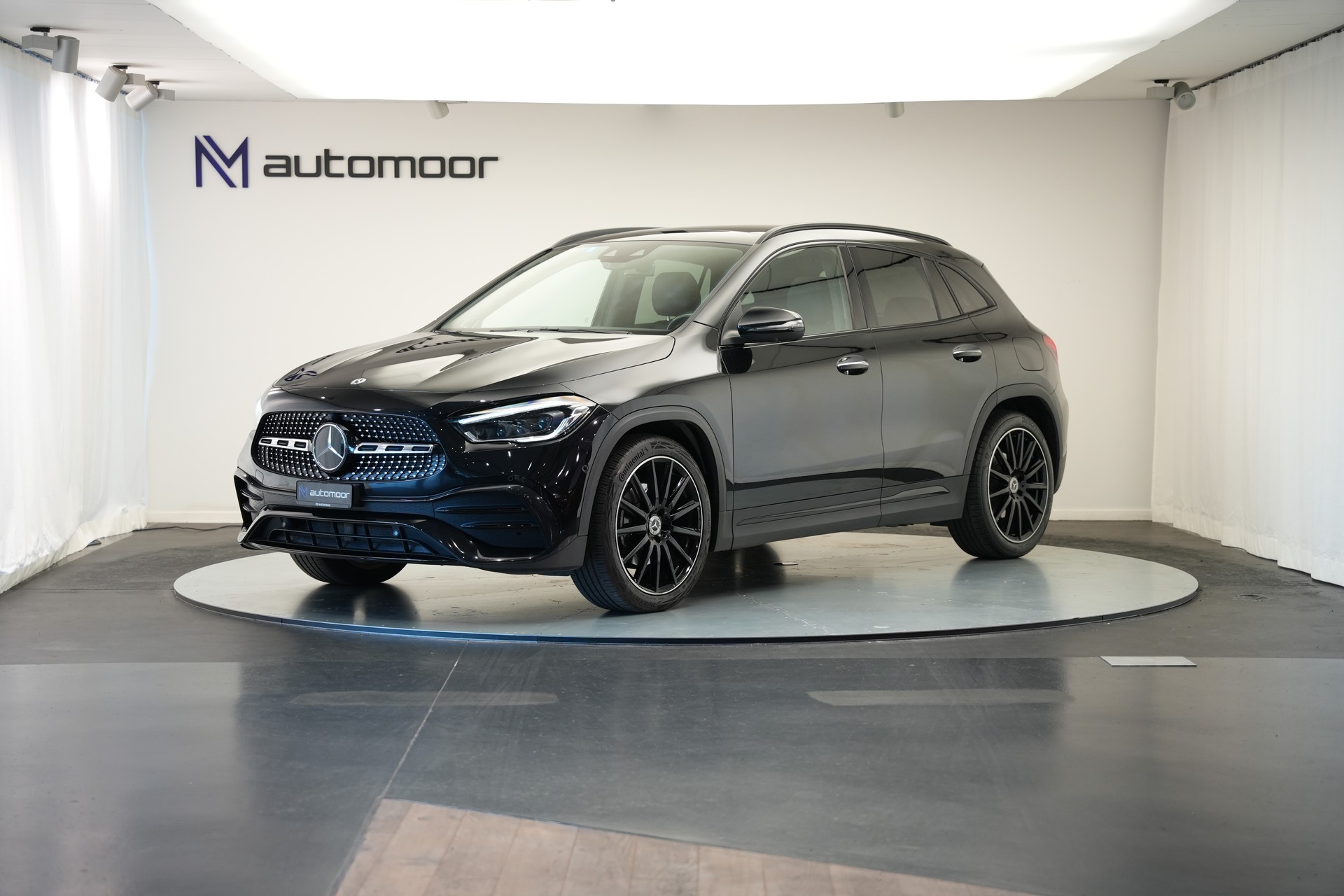MERCEDES-BENZ GLA 220d 4Matic AMG Line 8G-DCT *CH-Fahrzeug*-image-0