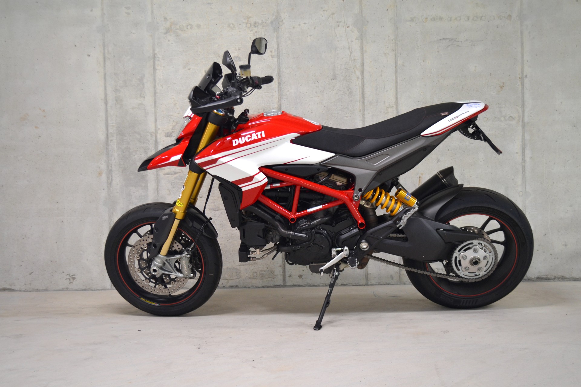 DUCATI Hypermotard 939 SP-showroom-element-2