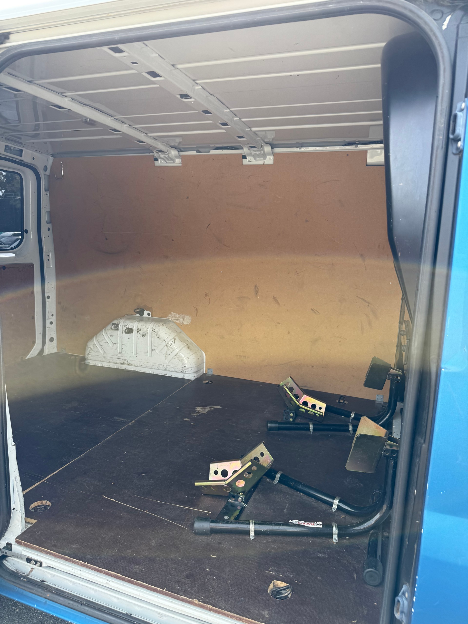 FORD Transit 2.2 TDCi 260 S Trend-image-7