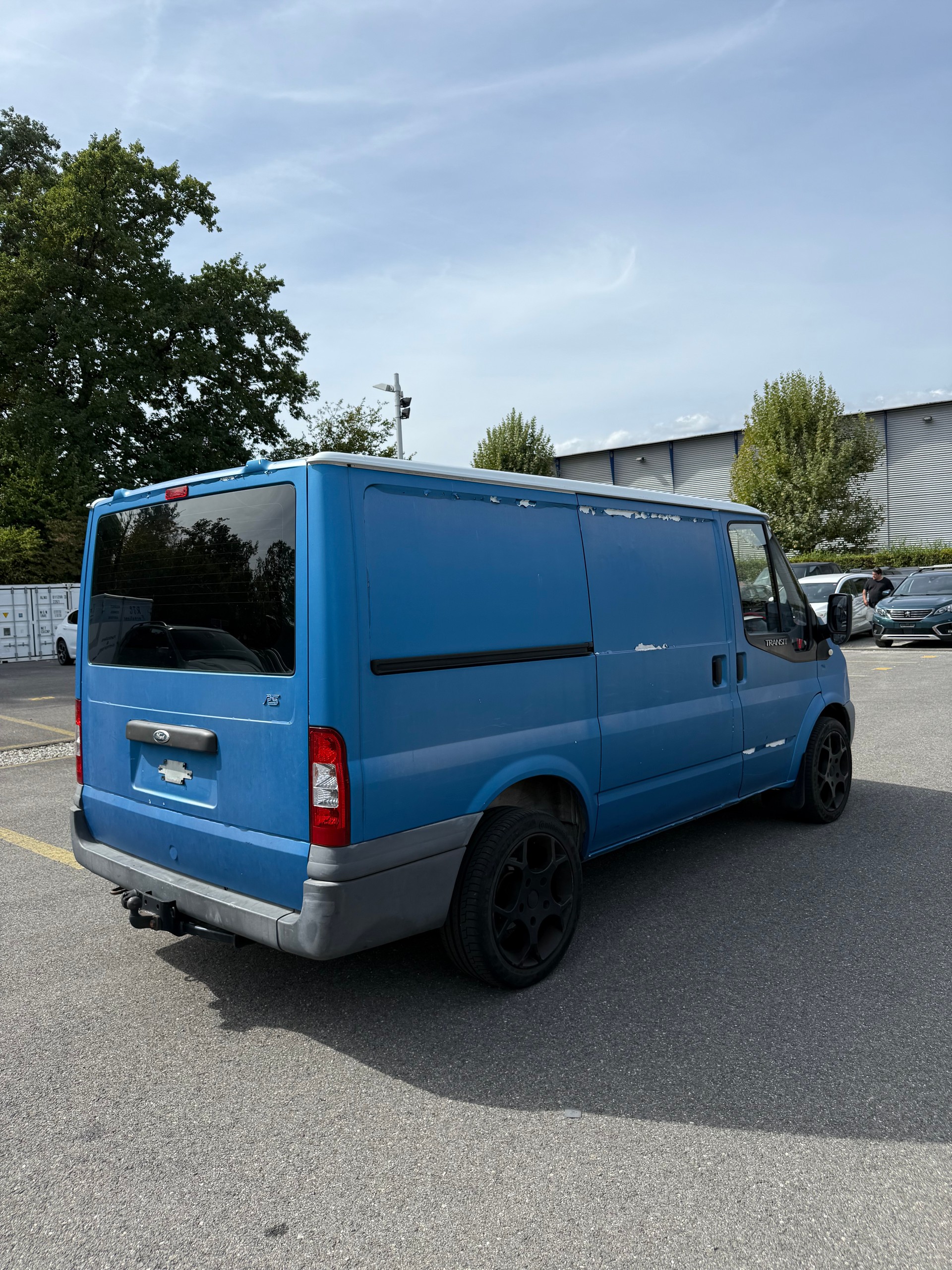 FORD Transit 2.2 TDCi 260 S Trend-image-3