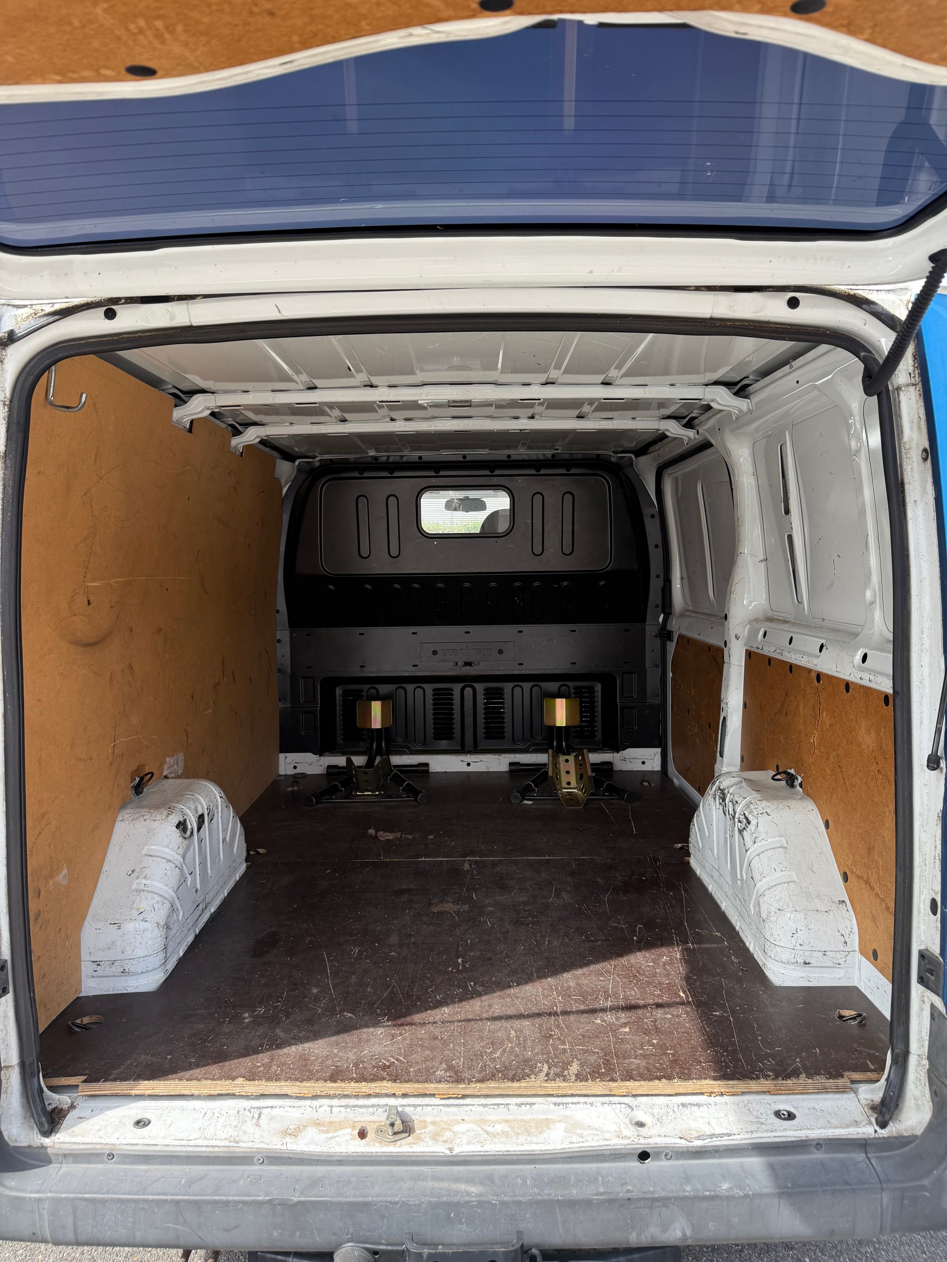 FORD Transit 2.2 TDCi 260 S Trend-image-6
