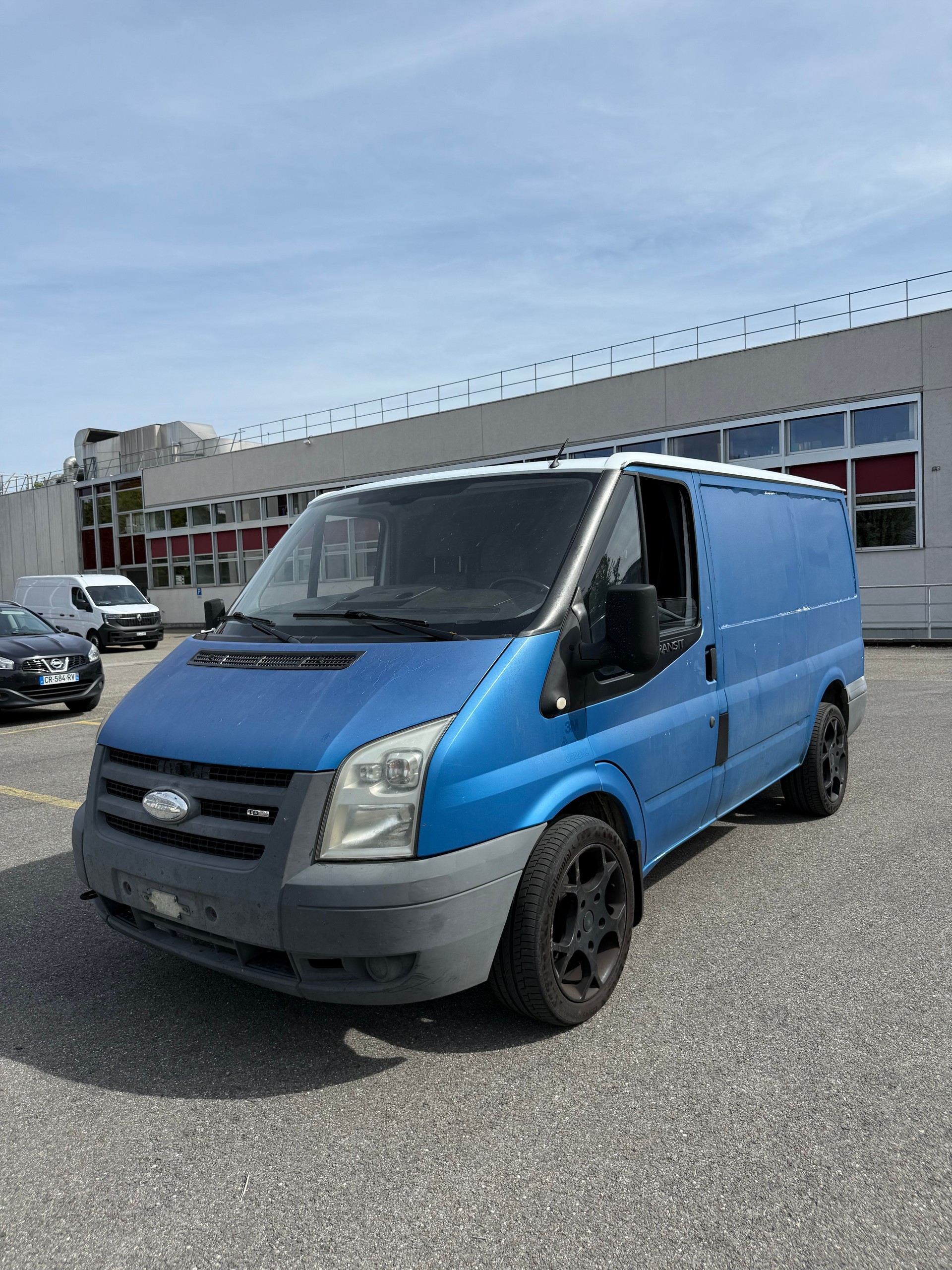 FORD Transit 2.2 TDCi 260 S Trend-image-0