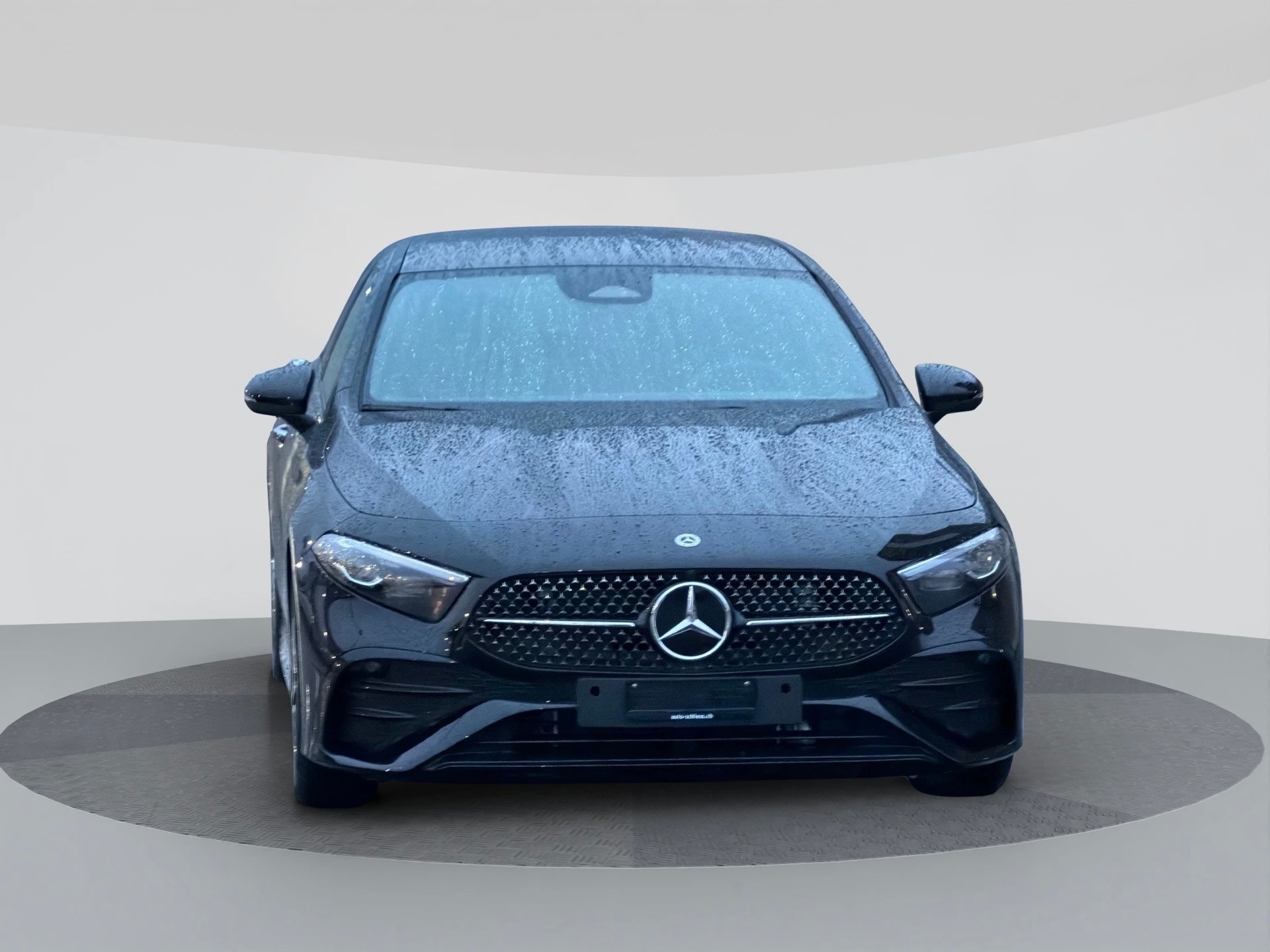 MERCEDES-BENZ A 180 AMG Line-image-0