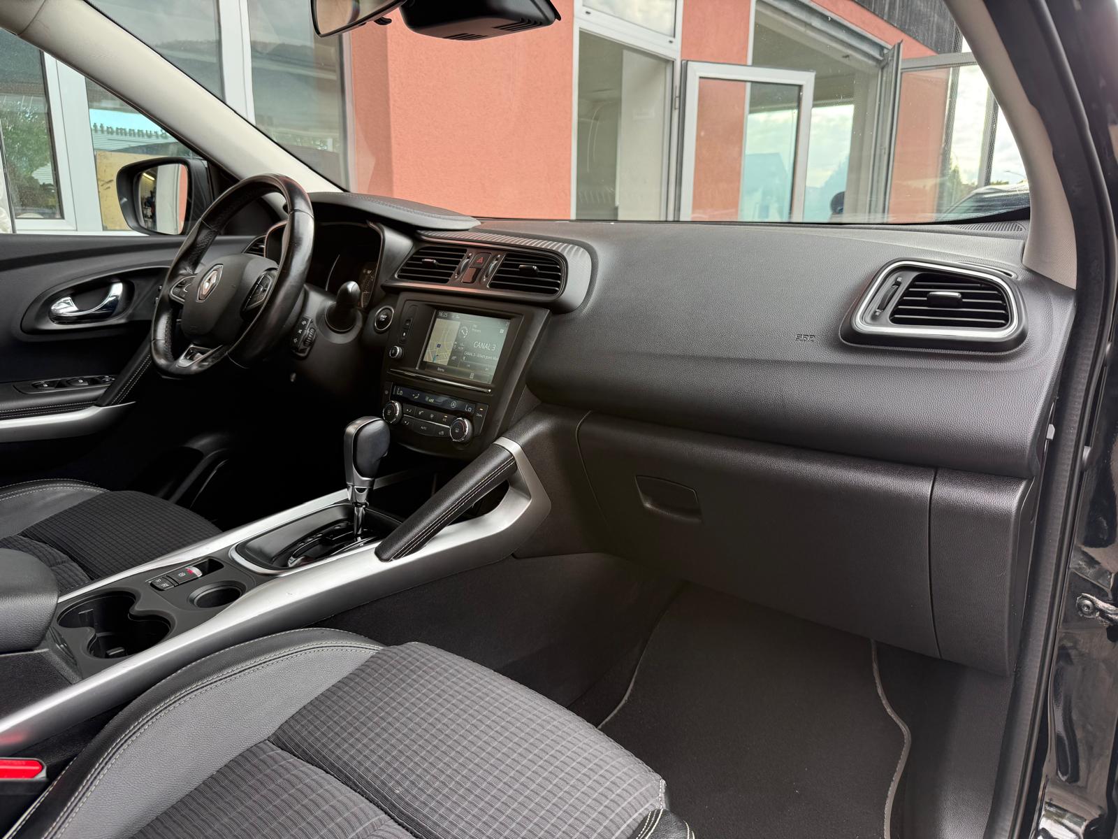 RENAULT Kadjar 1.2 16V Turbo Bose EDC / MFK 09.2026-image-7