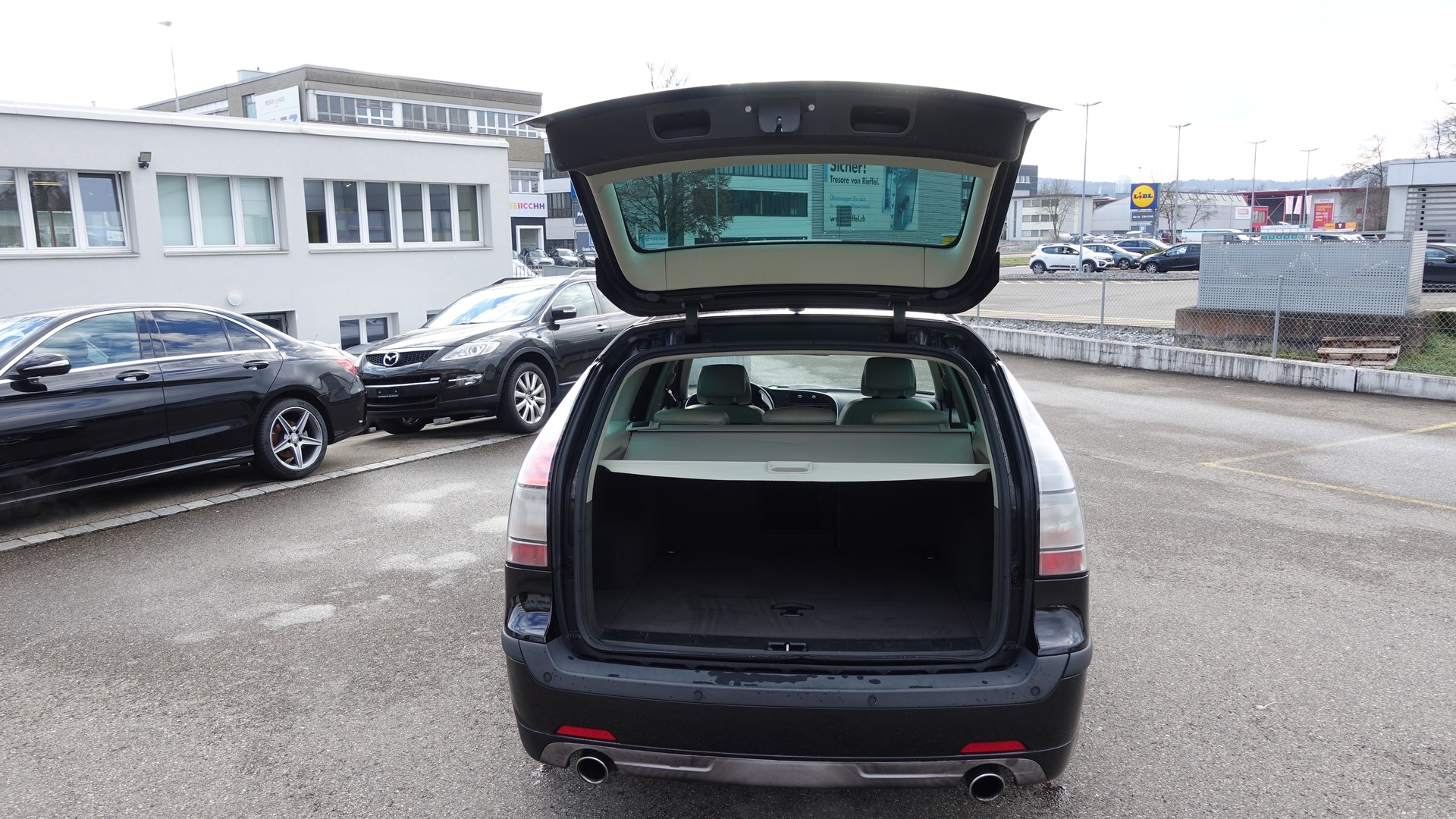 SAAB 9-3 2.8T V6 Aero-image-12